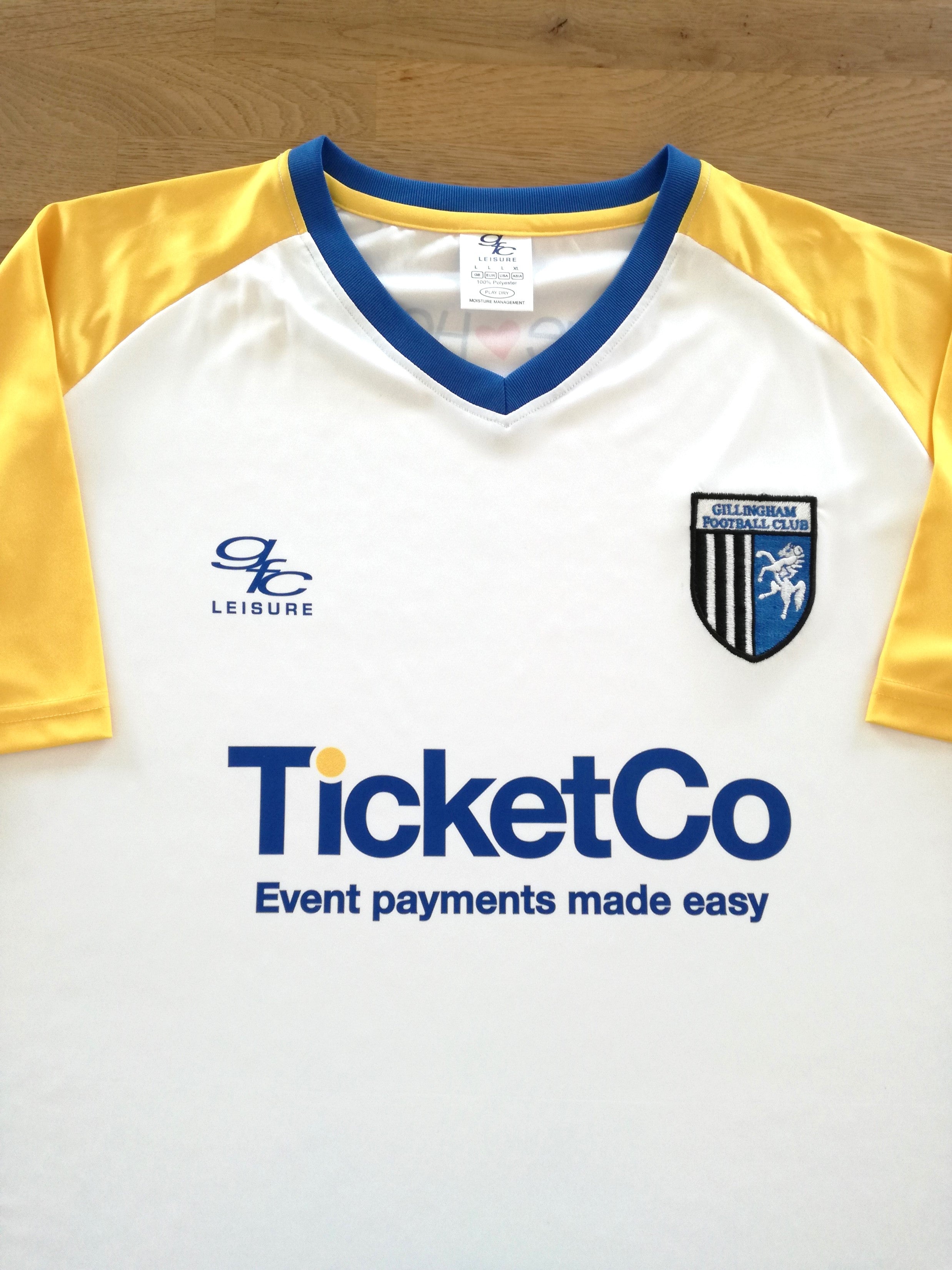 2018/19 Gillingham Away Football Shirt (L)