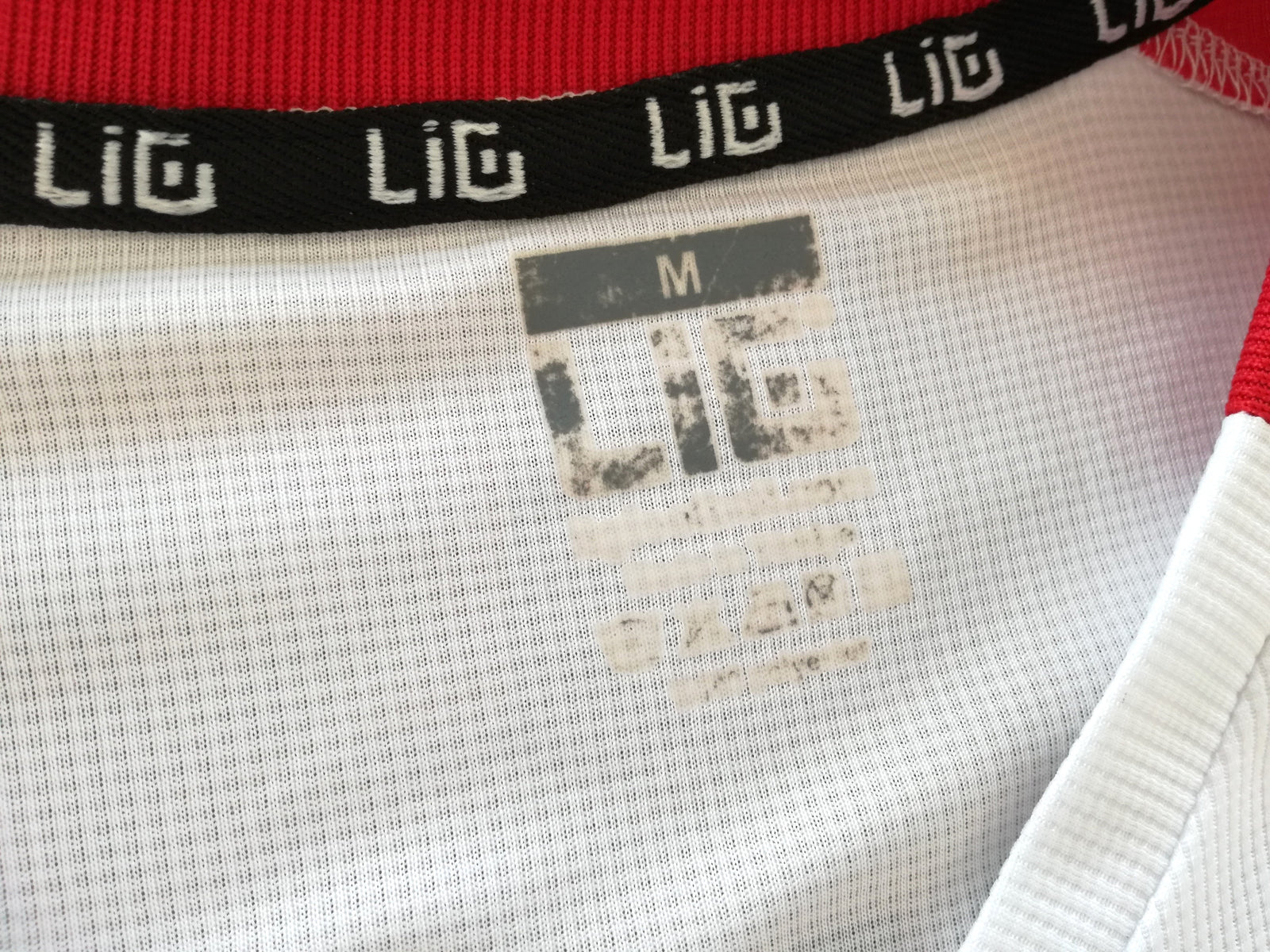 2015/16 Samsunspor Away Football Shirt (M)