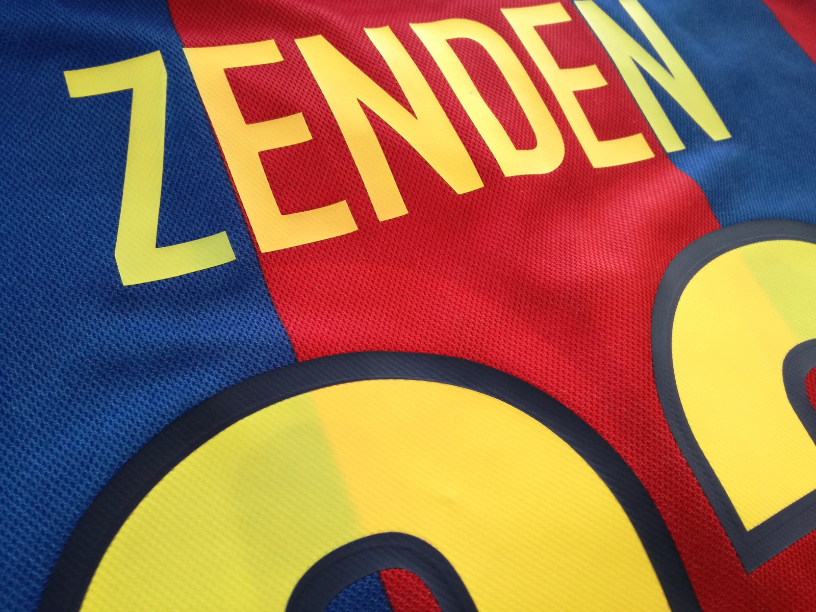 1998/99 Barcelona Home La Liga Football Shirt Zenden #23 (M)