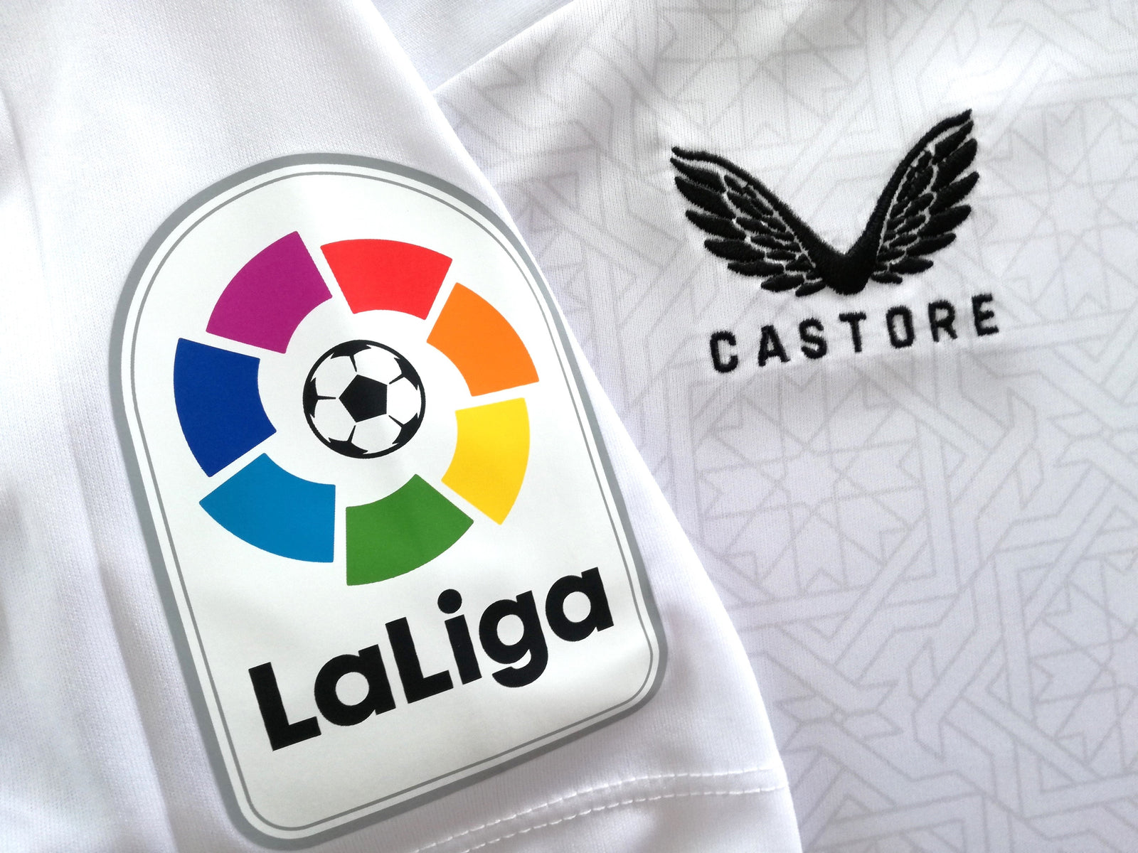 2022/23 Sevilla Home La Liga Football Shirt (M)