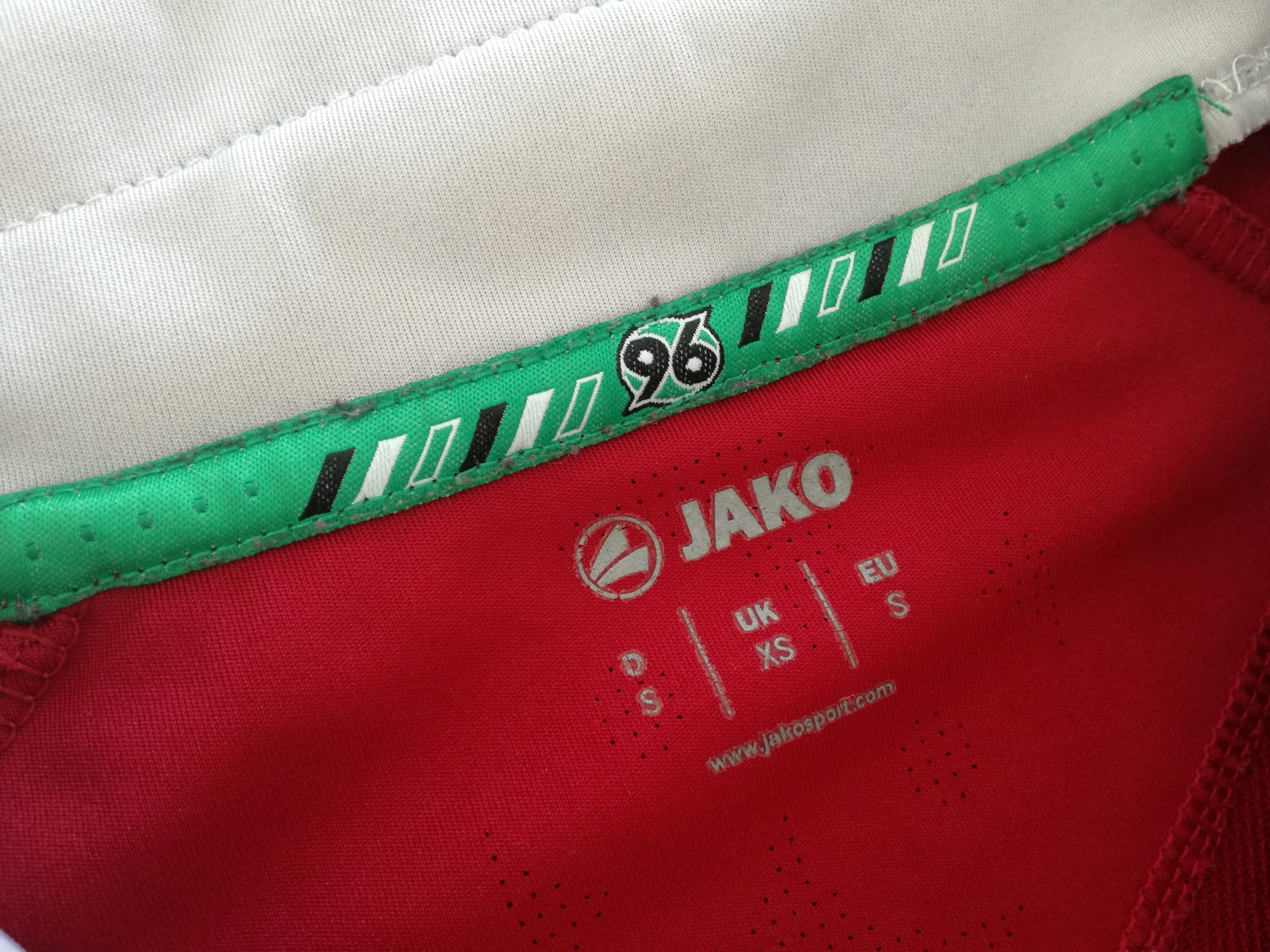 2012/13 Hannover 96 Home Football Shirt (S)