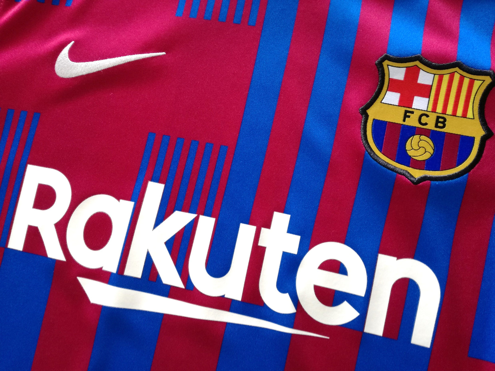 2021/22 Barcelona Home Football Shirt (S)