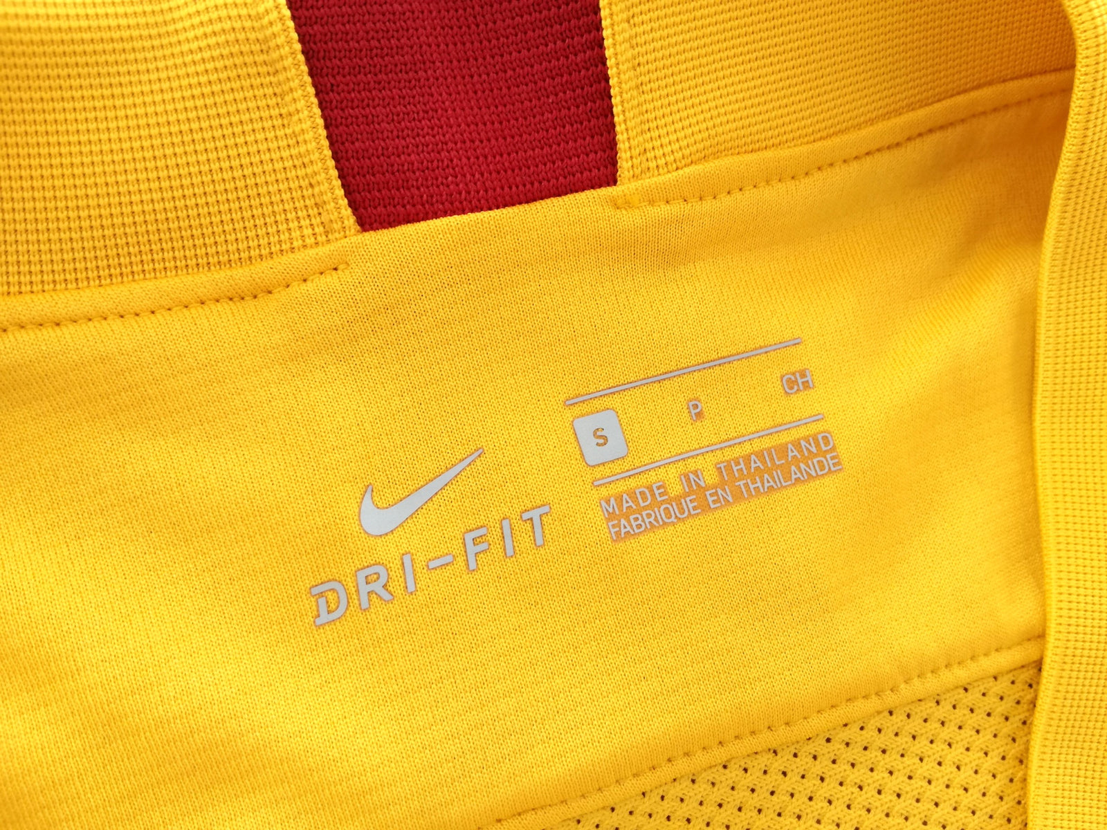 2019/20 Roma Football Training Shirt - Gold (S)