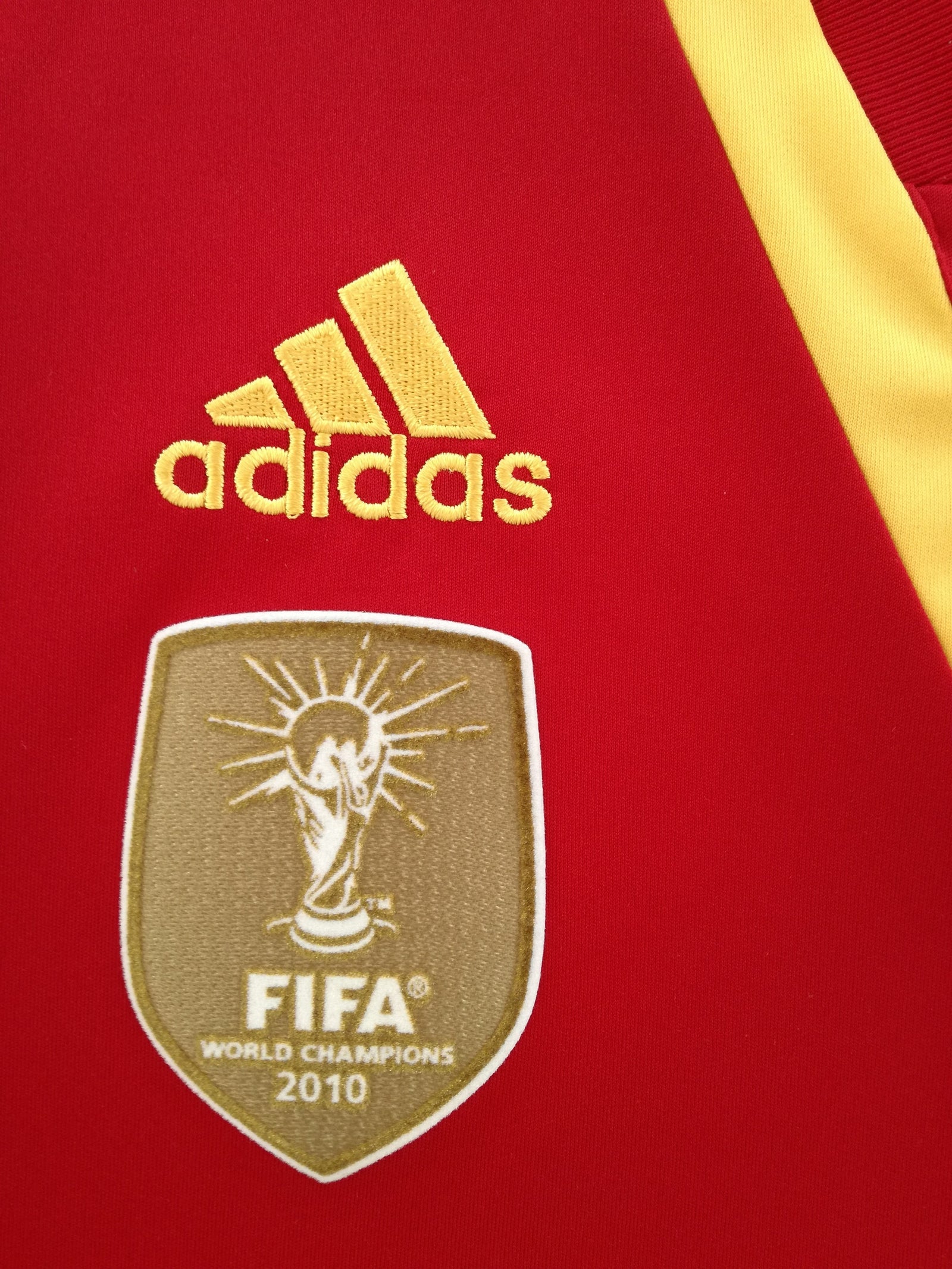 2012/13 Spain Home Football Shirt (L)