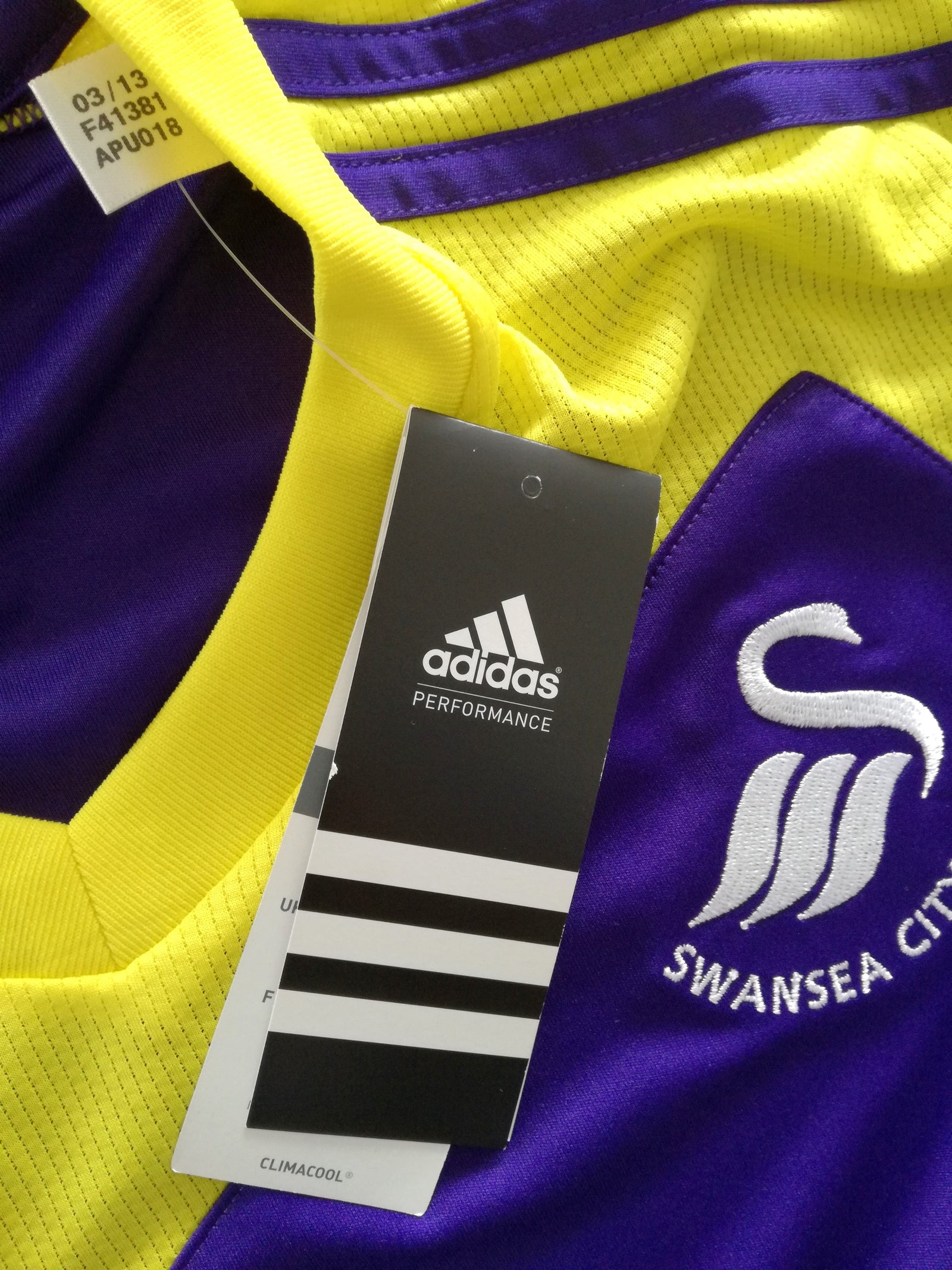 2013/14 Swansea City Away Football Shirt (L) *BNWT*