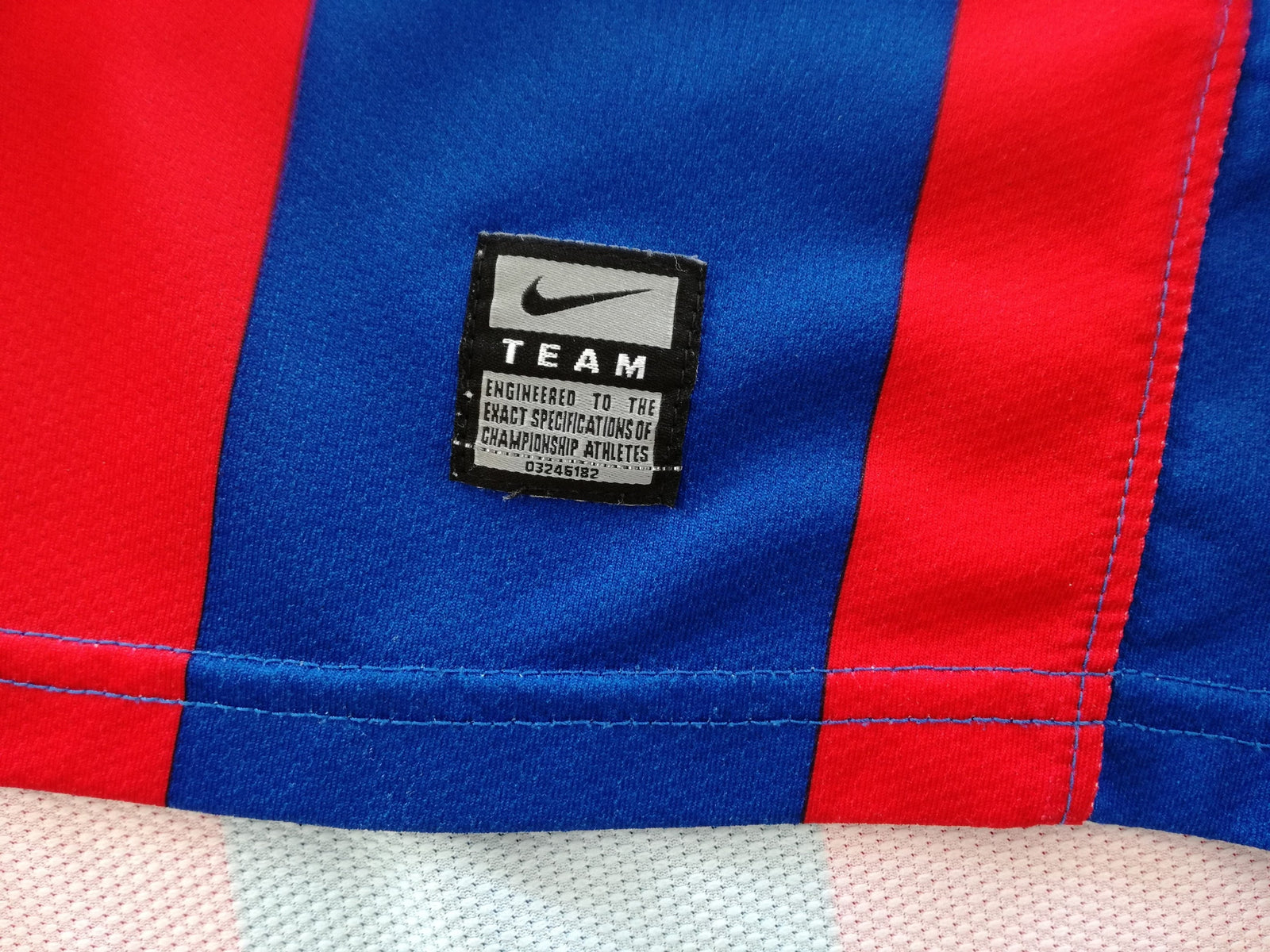 2008/09 FC Basel Home Football Shirt (S)