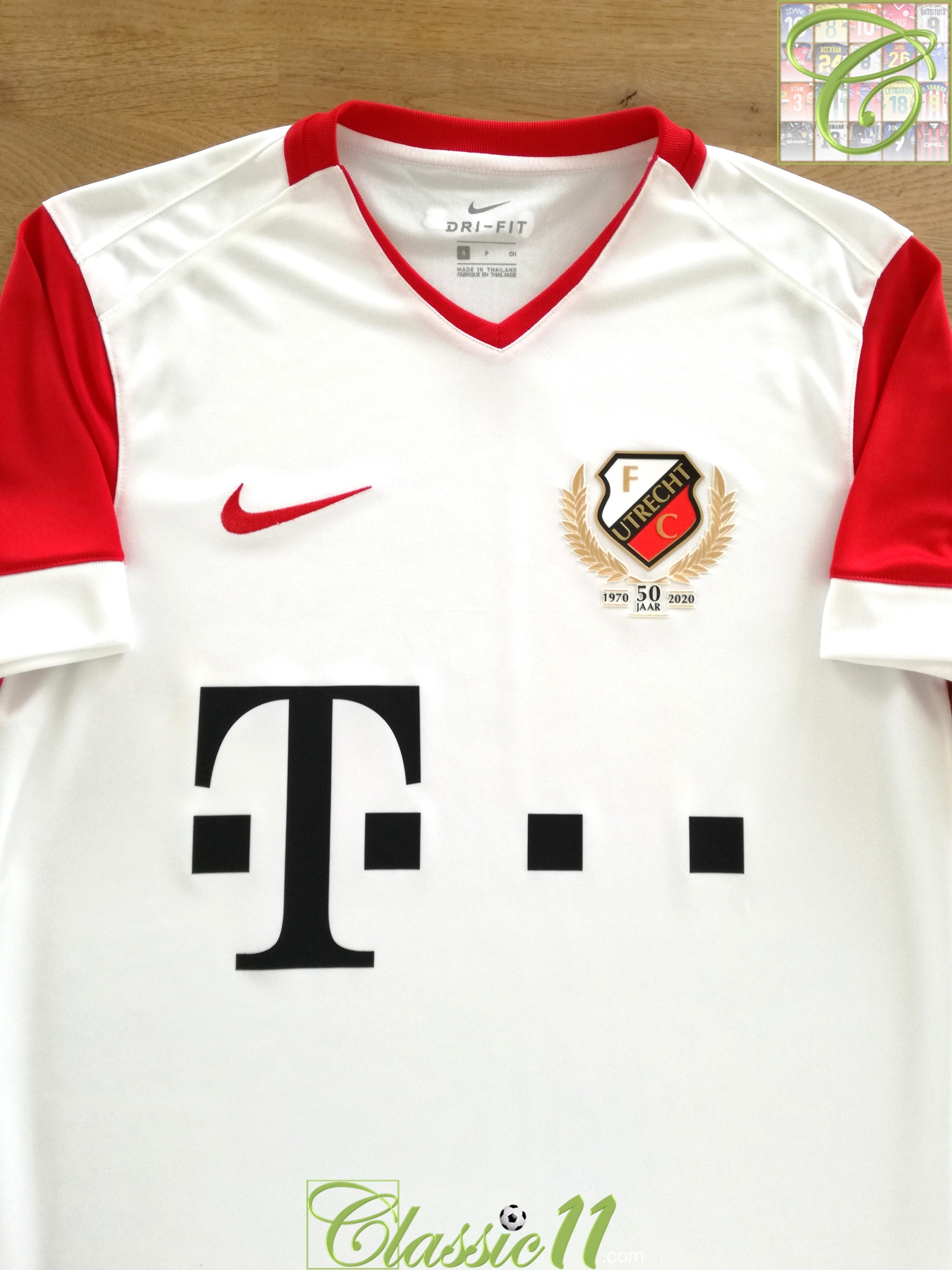 2020/21 FC Utrecht Home Football Shirt