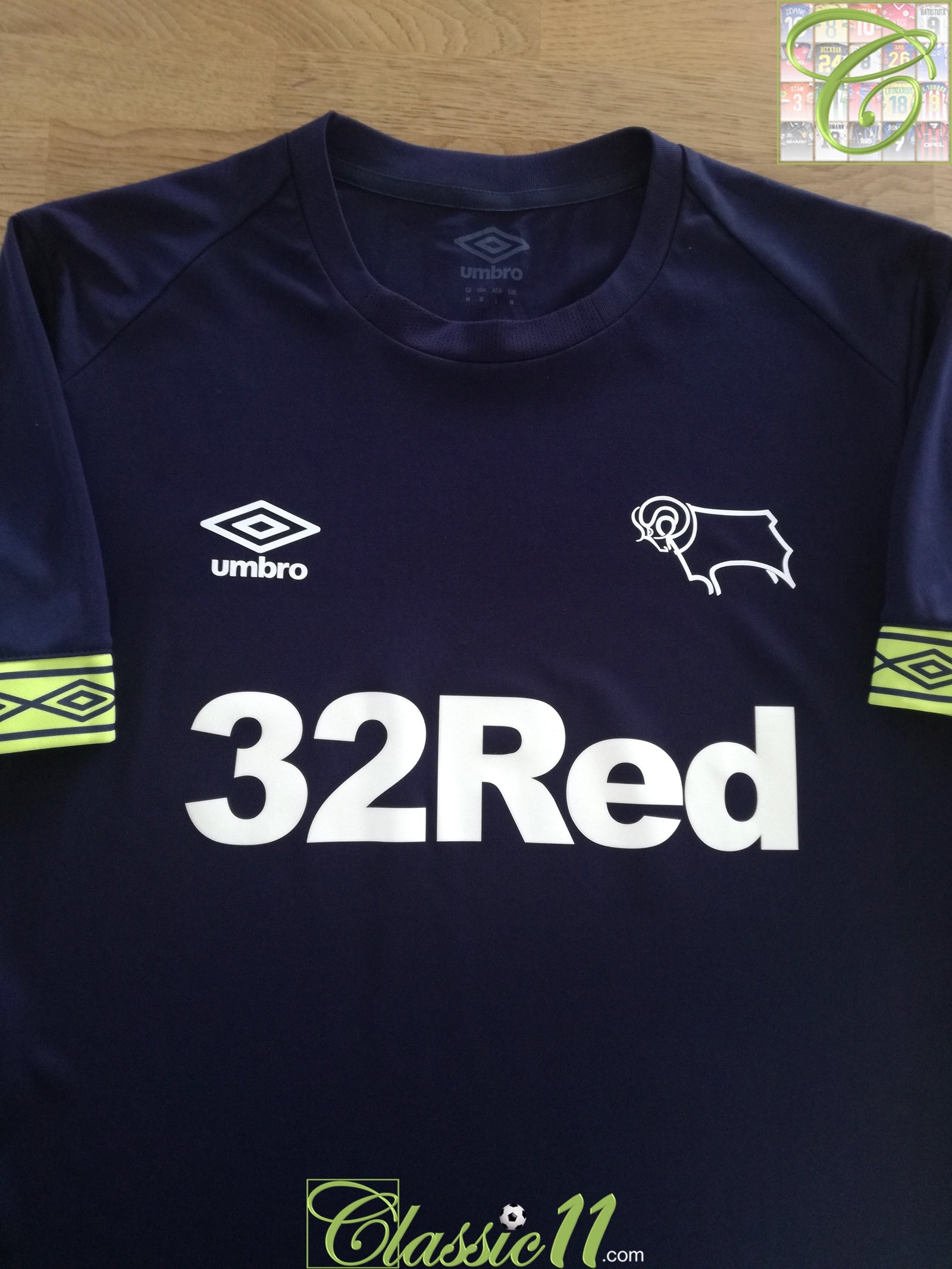 2018/19 Derby County Away Football Shirt (M)