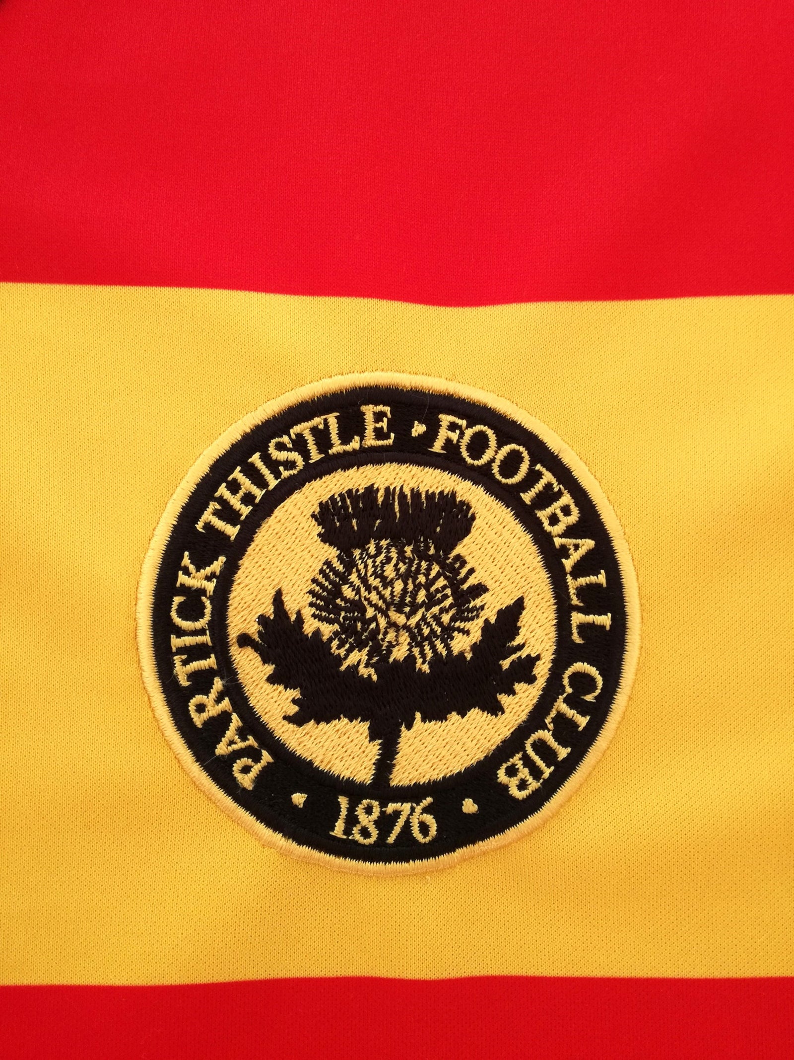 2008/09 Partick Thistle Home Football Shirt. (L)