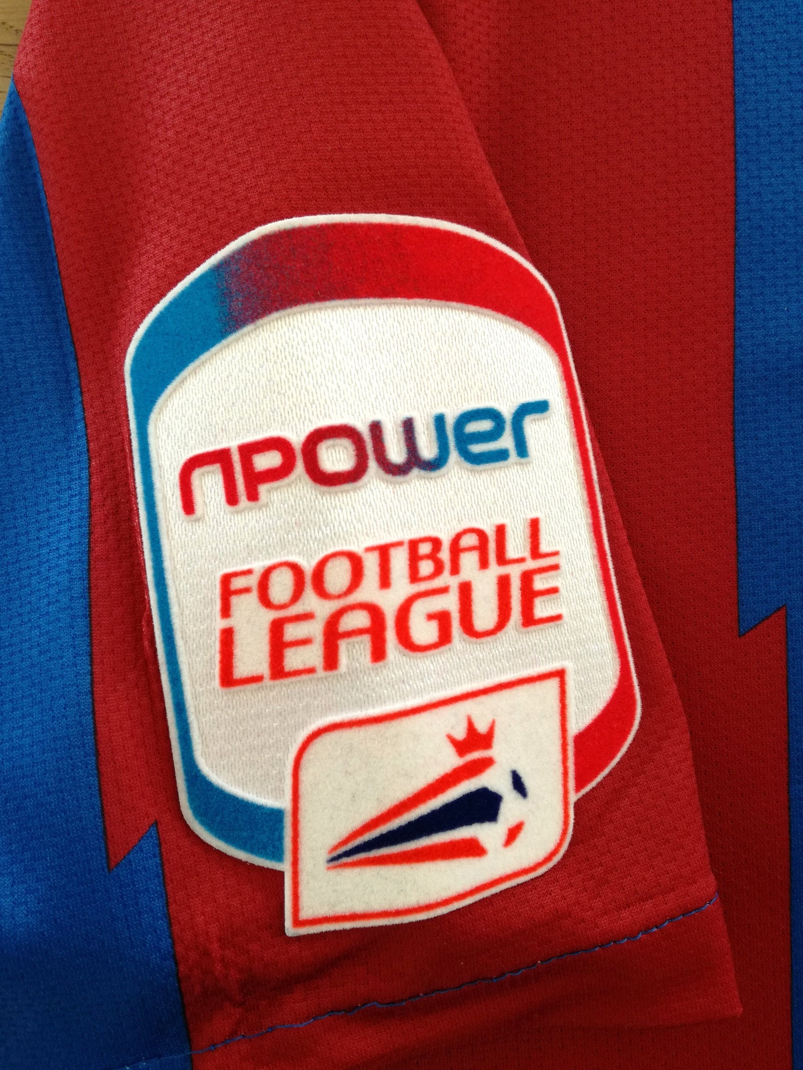 2011/12 Crystal Palace Home Football League Shirt (L)