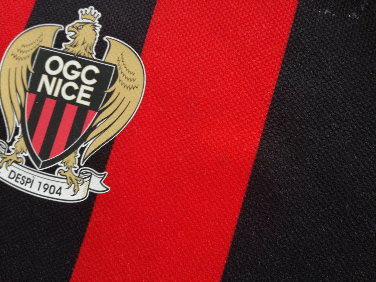 2015/16 OGC Nice Home Football Shirt (M)