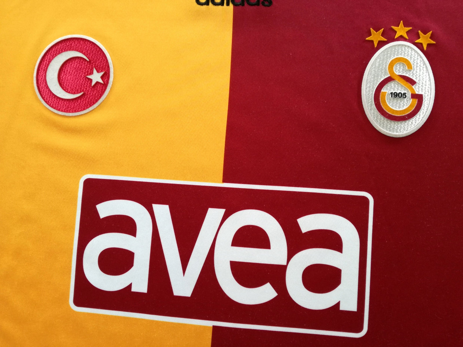 2008/09 Galatasaray Home Football Shirt (L)