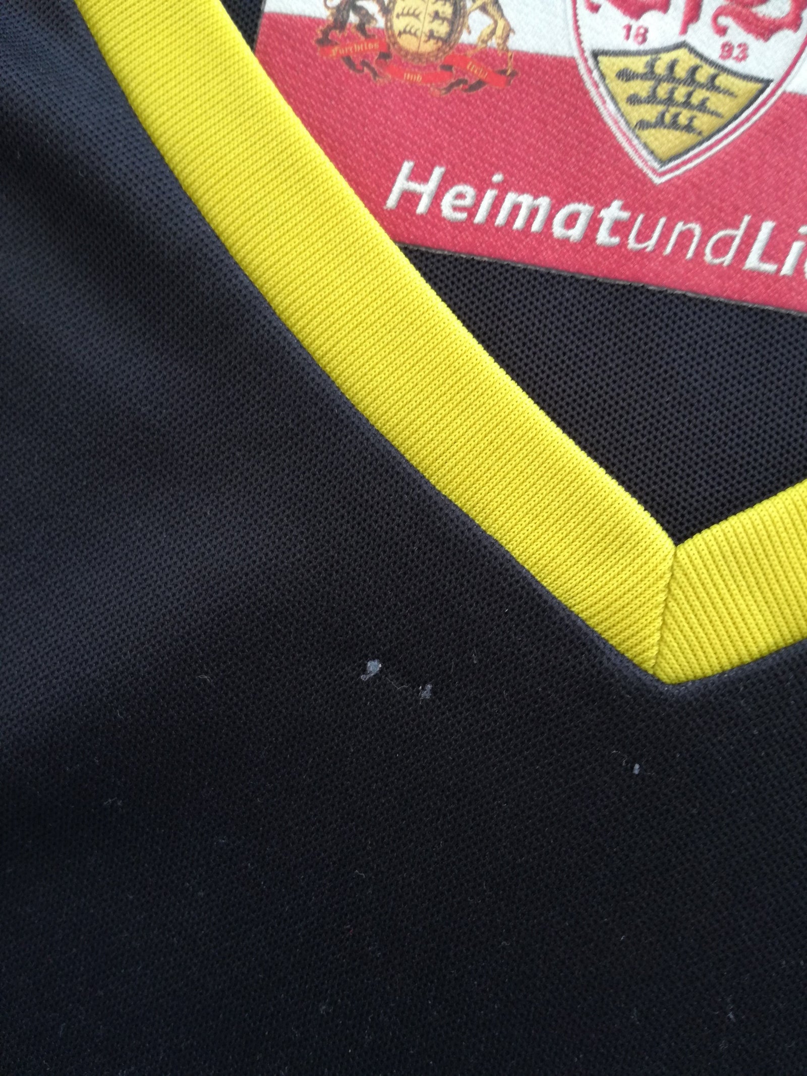 2015/16 Stuttgart 3rd Football Shirt (M)