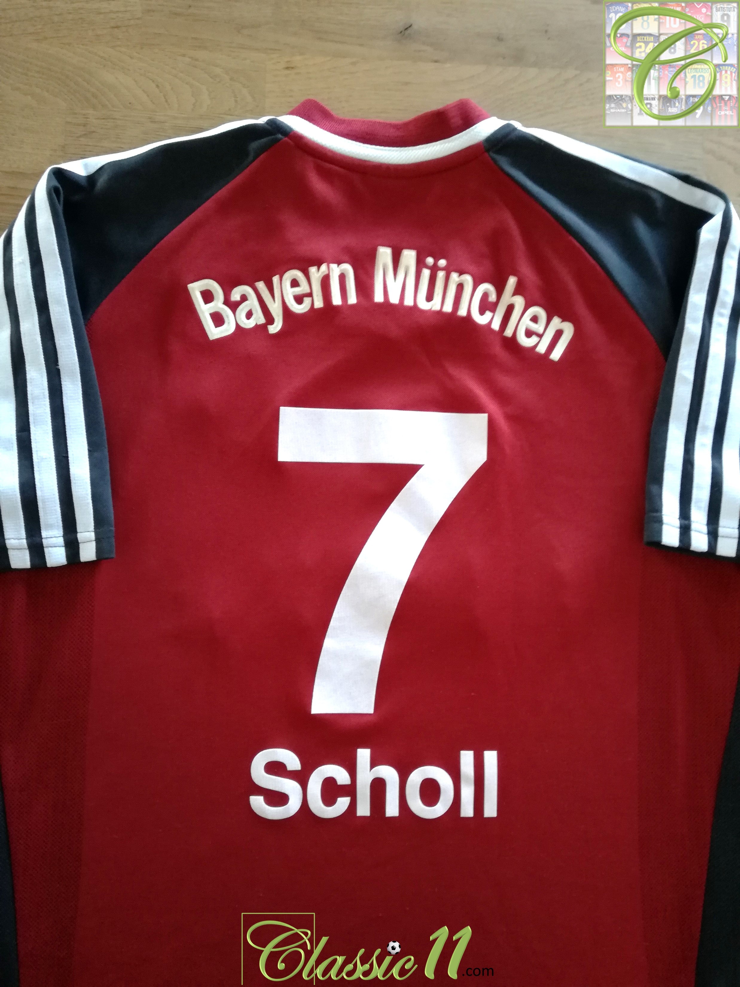 2001/02 Bayern Munich Home Football Shirt Scholl #7