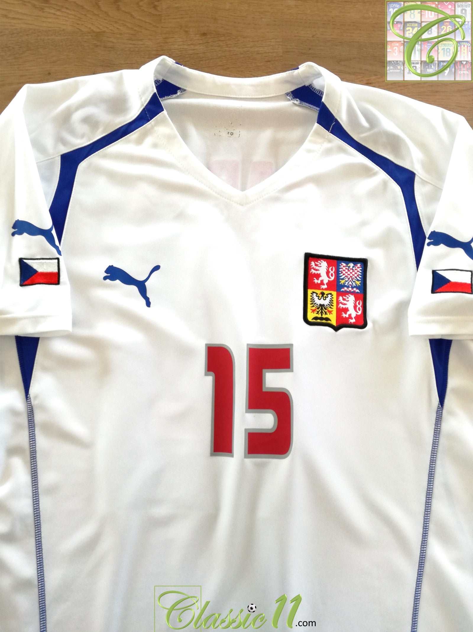 2004/05 Czech Republic Away Player Issue Football Shirt Baroš #15