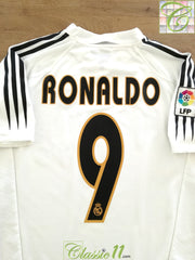 2004/05 Real Madrid Home La Liga Football Shirt Ronaldo #9