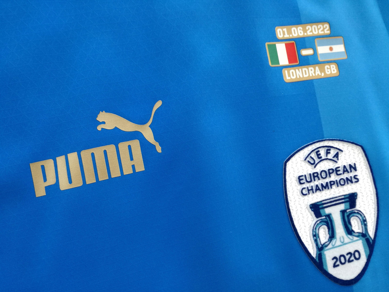 2022 Italy Home Finalissima Authentic Football Shirt Chiesa #14 (XXL)