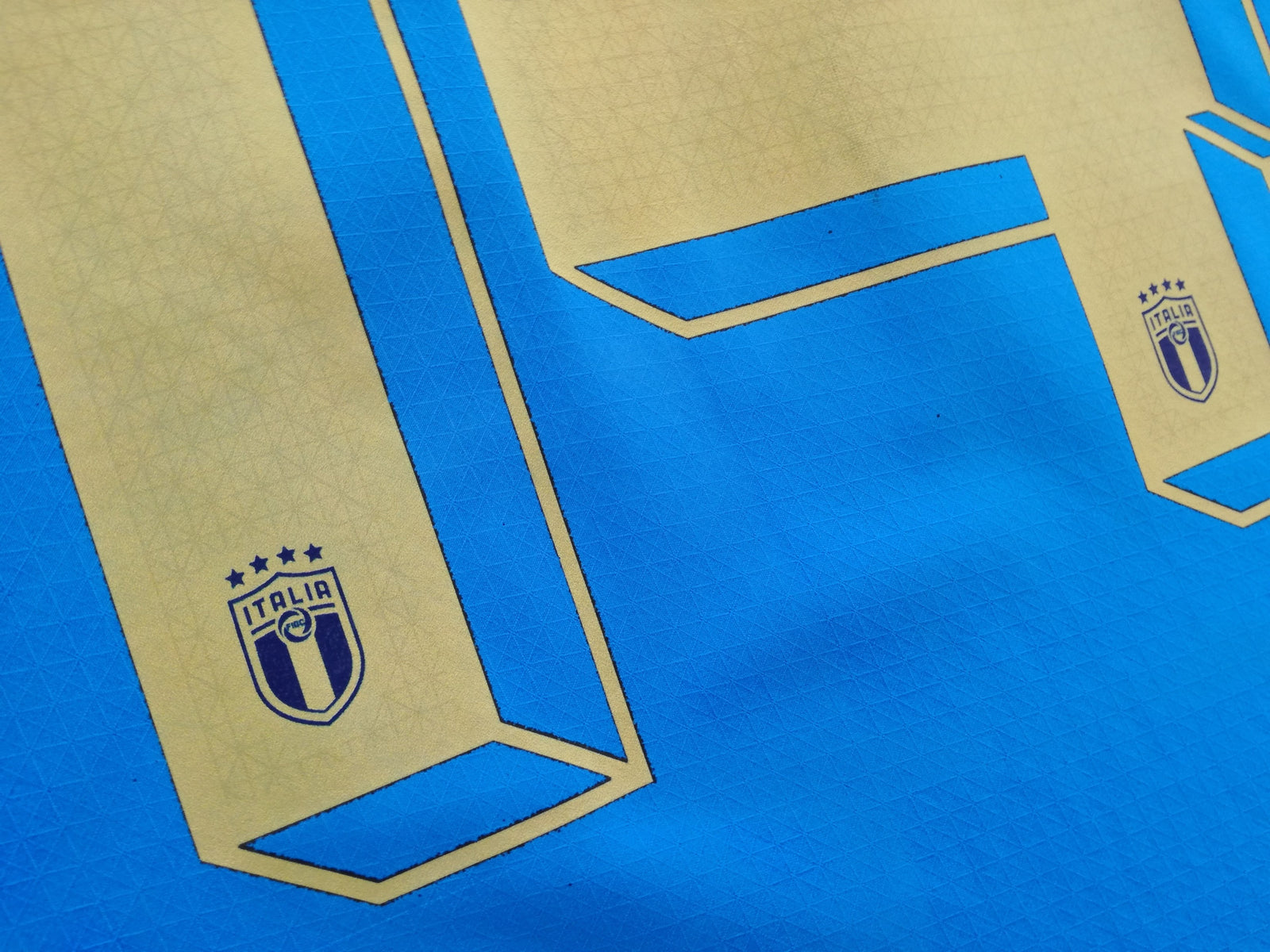 2022 Italy Home Finalissima Authentic Football Shirt Chiesa #14 (XXL)