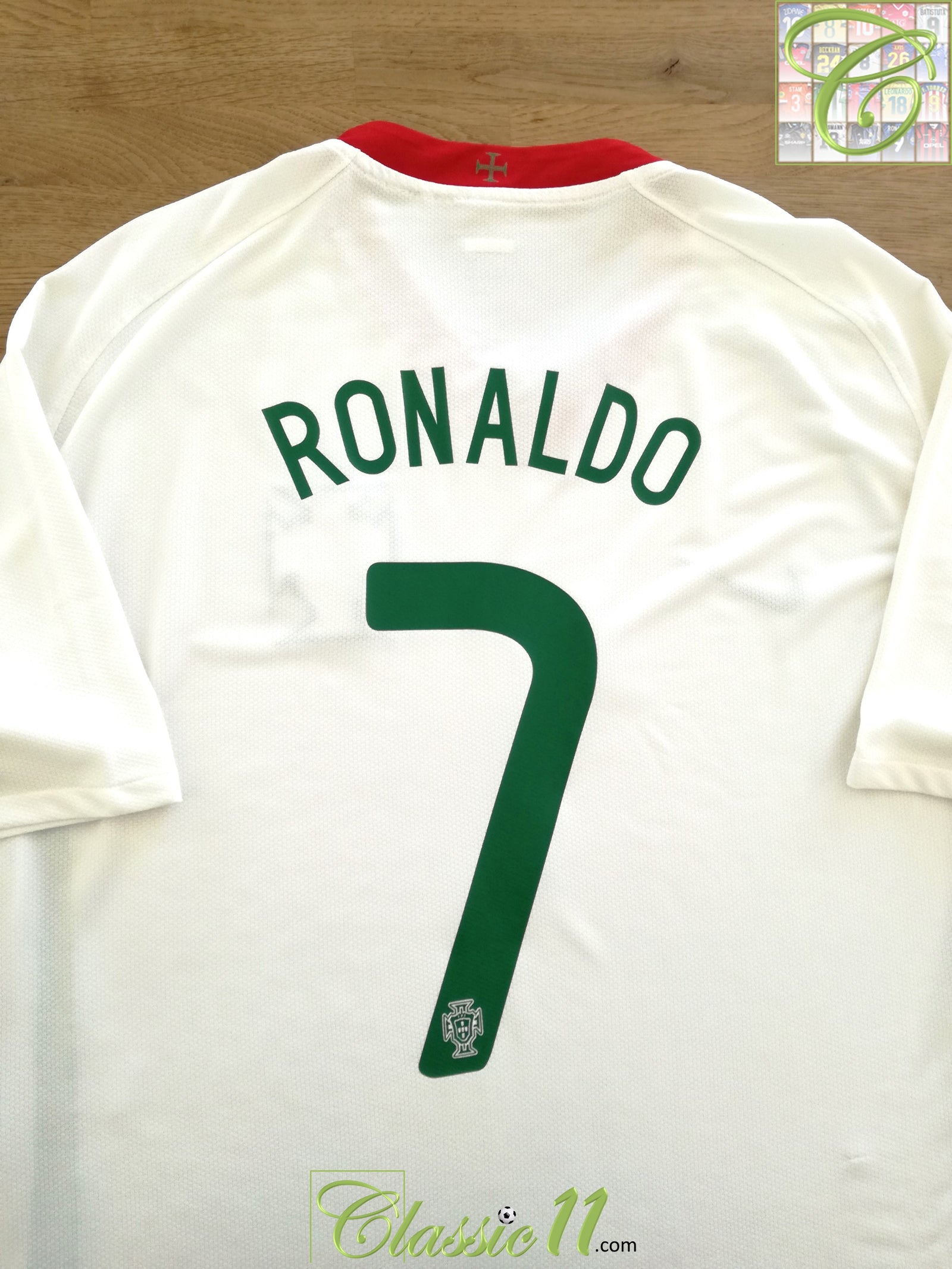 2008/09 Portugal Away Football Shirt Ronaldo #7 (XL)