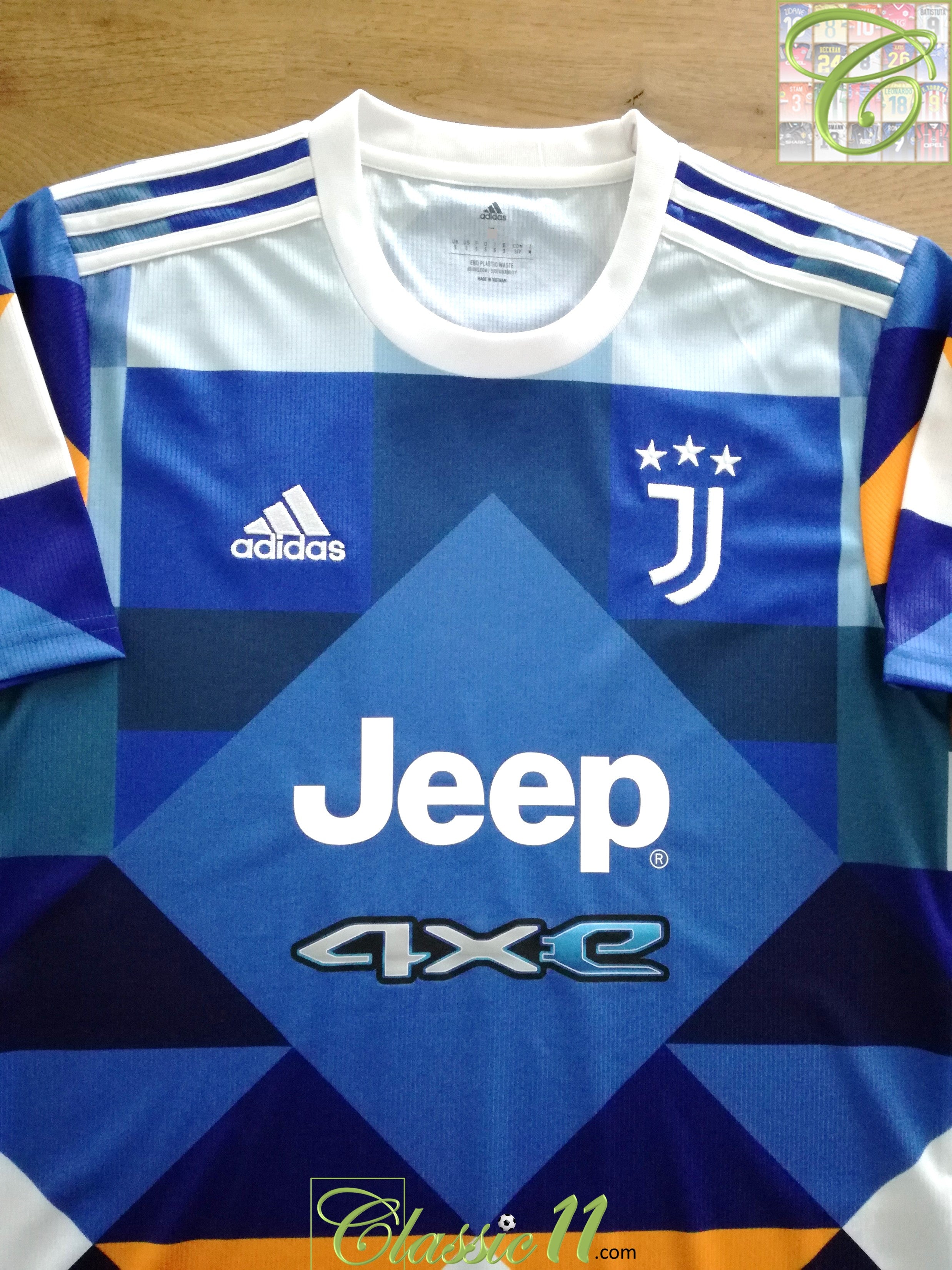 2021/22 Juventus 4th Football Shirt