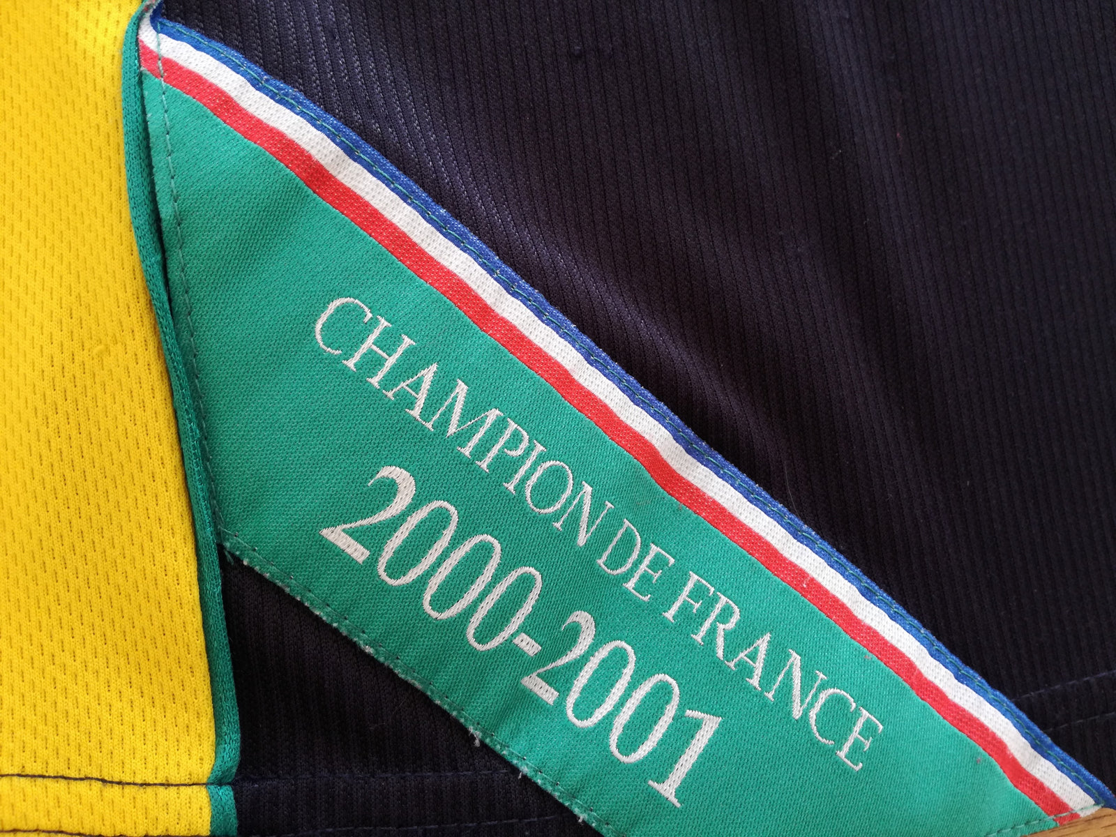 2000/01 Nantes Away 'Champion De France' Football Shirt (M)