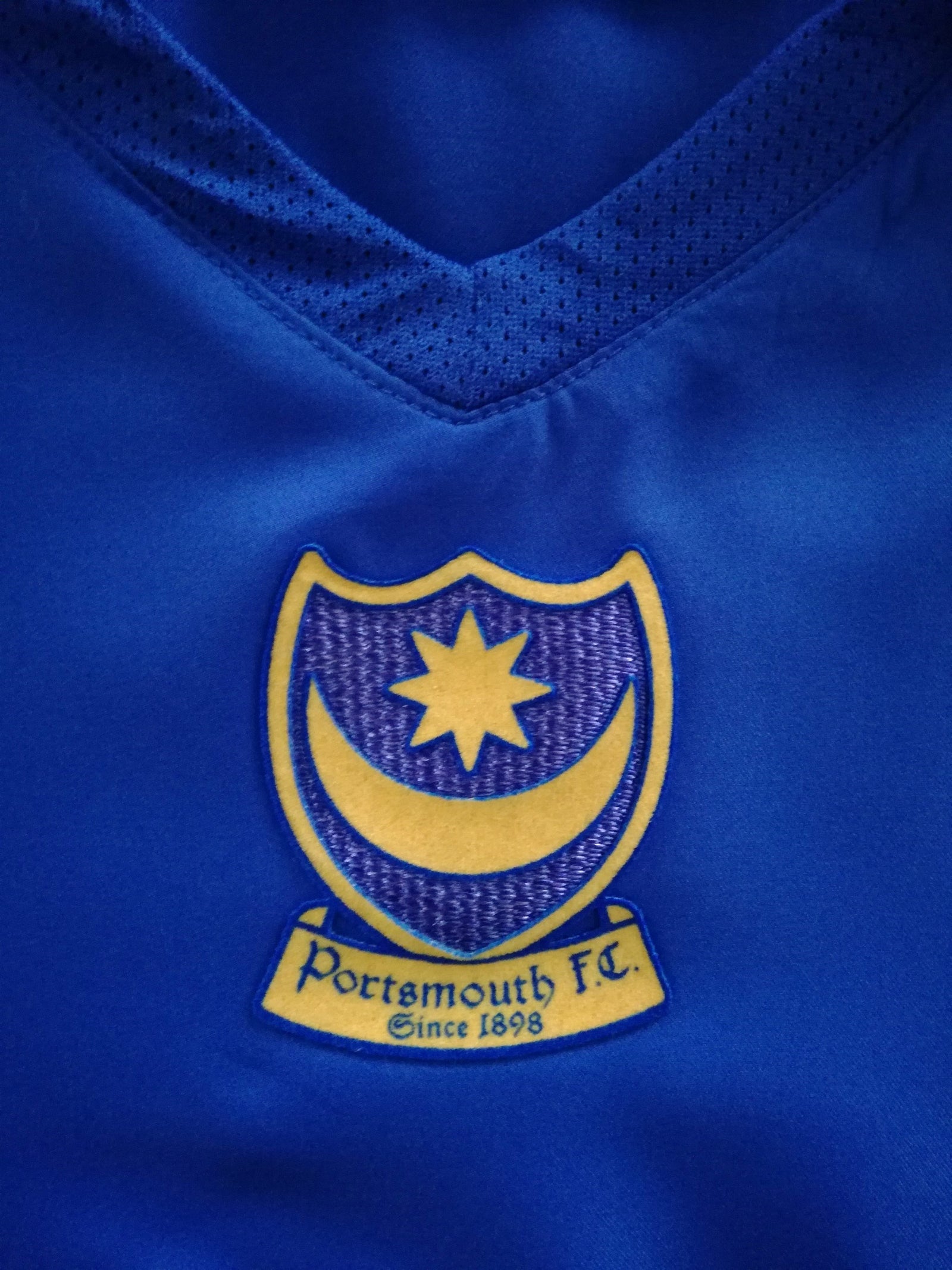 2006/07 Portsmouth Home Football Shirt (M)