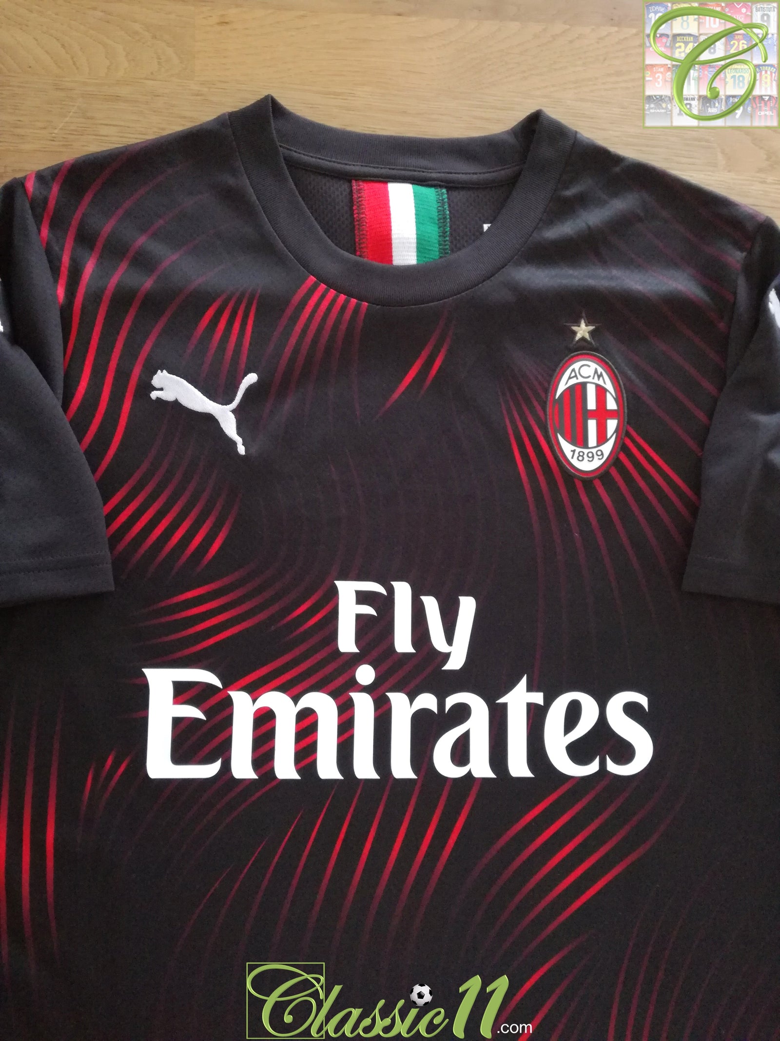 2019/20 AC Milan 3rd Football Shirt (S)