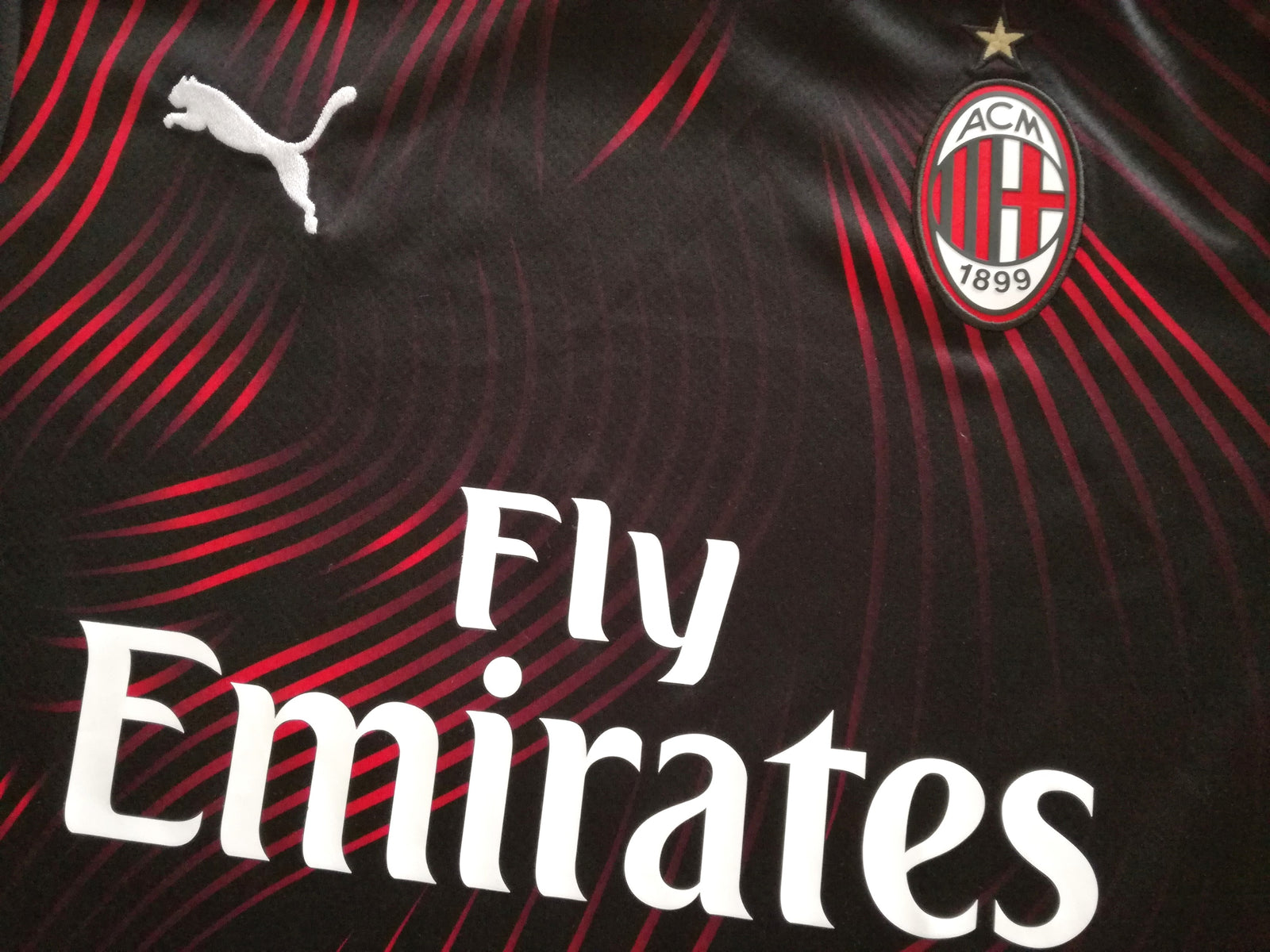 2019/20 AC Milan 3rd Football Shirt (S)