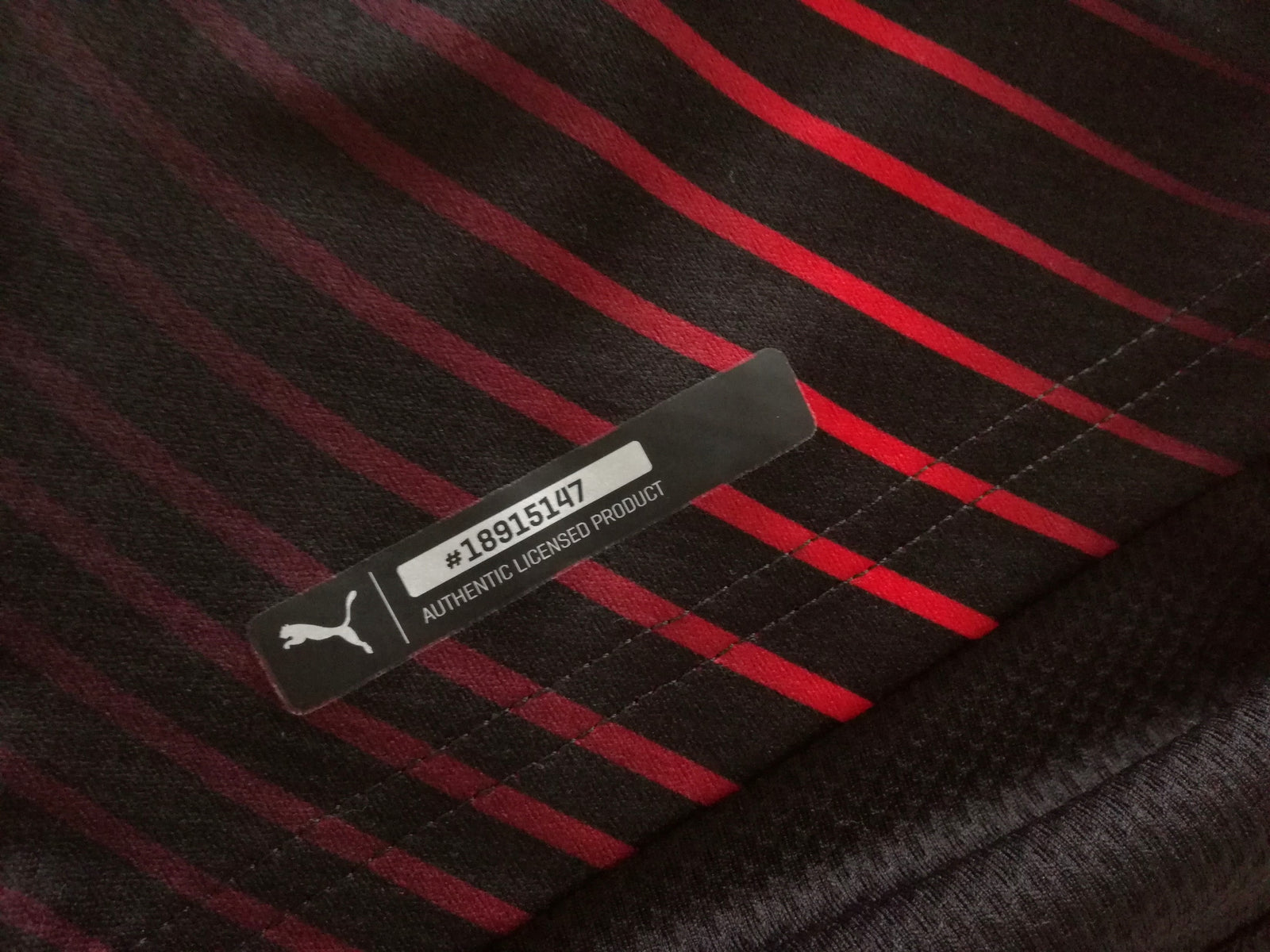 2019/20 AC Milan 3rd Football Shirt (S)