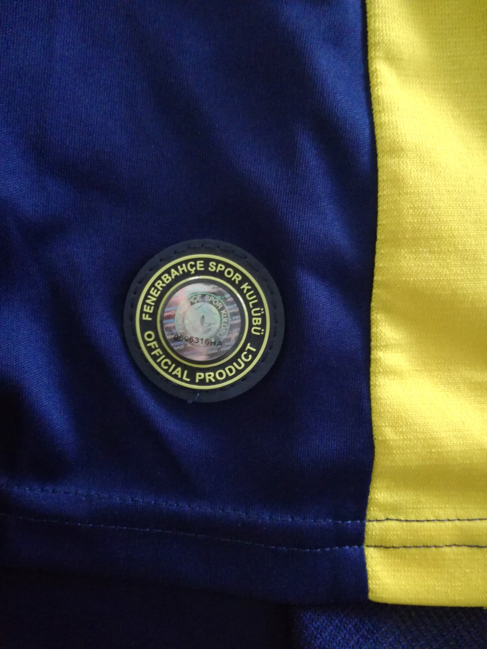 2014/15 Fenerbahçe Home Football Shirt (M)