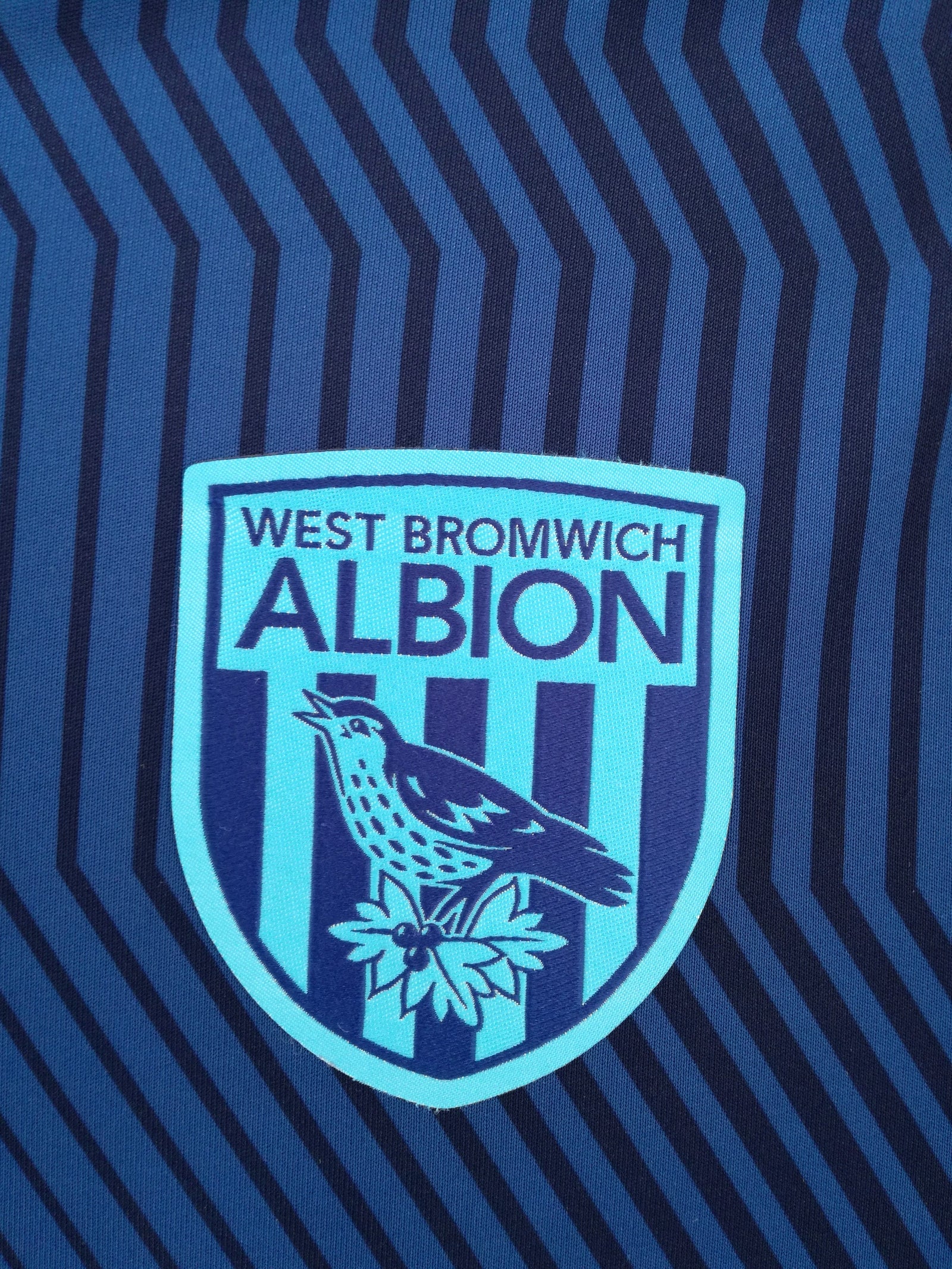 2021/22 WBA Training Shirt (XL)