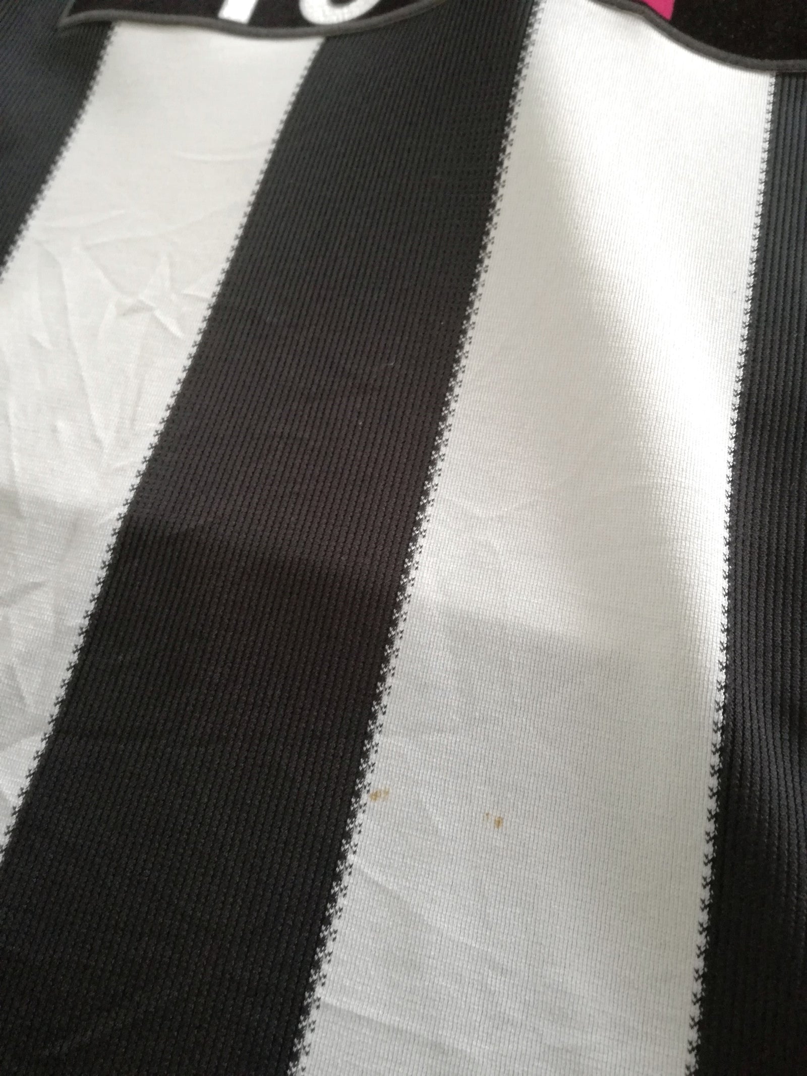 2009/10 Newcastle United Home Football Shirt (XXL)