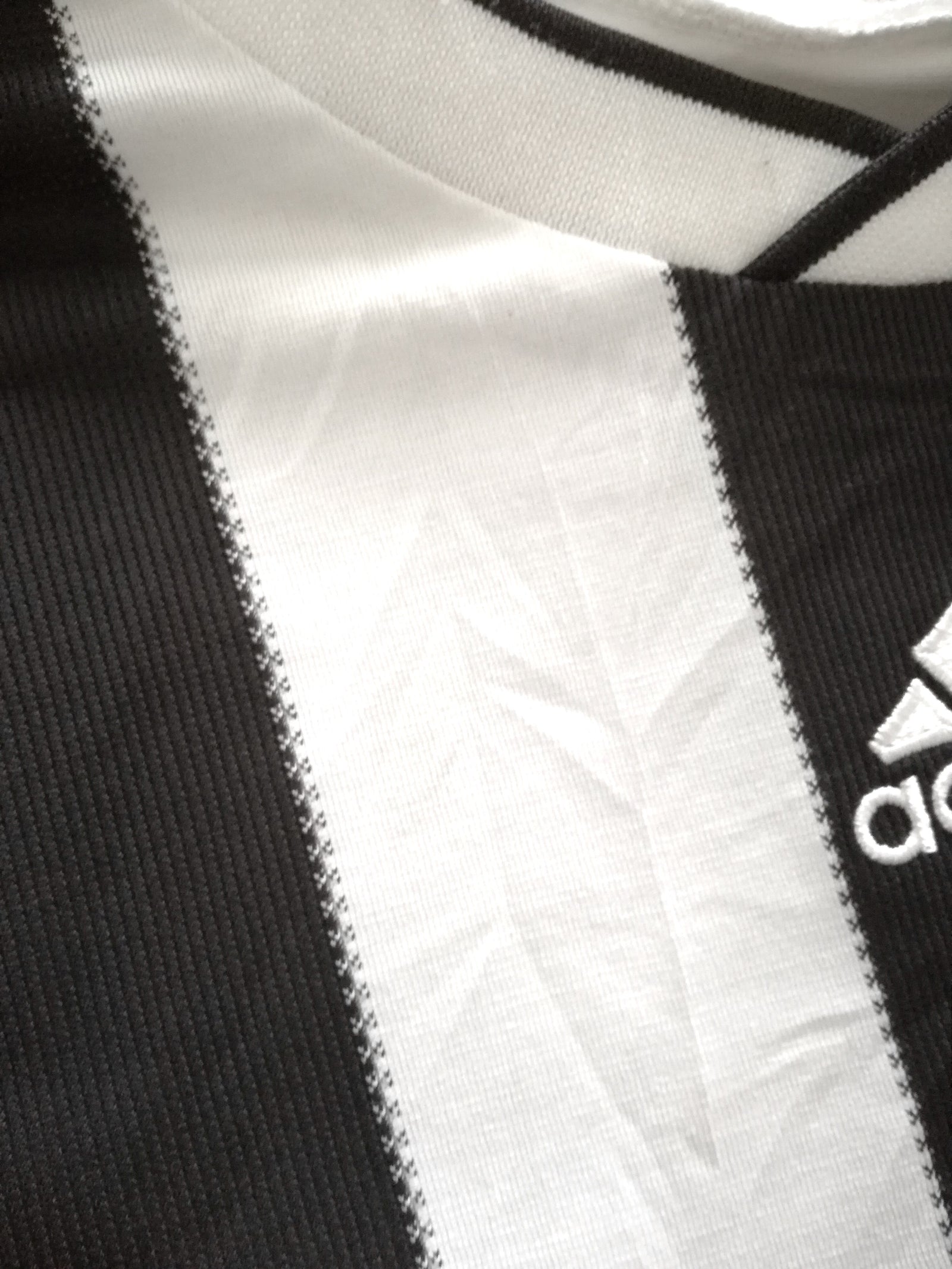 2009/10 Newcastle United Home Football Shirt (XXL)