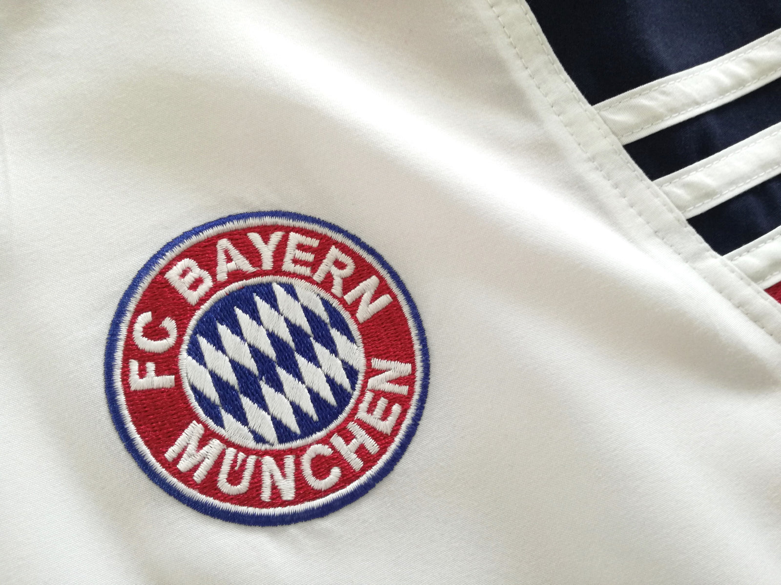 2003/04 Bayern Munich Track Jacket (L)