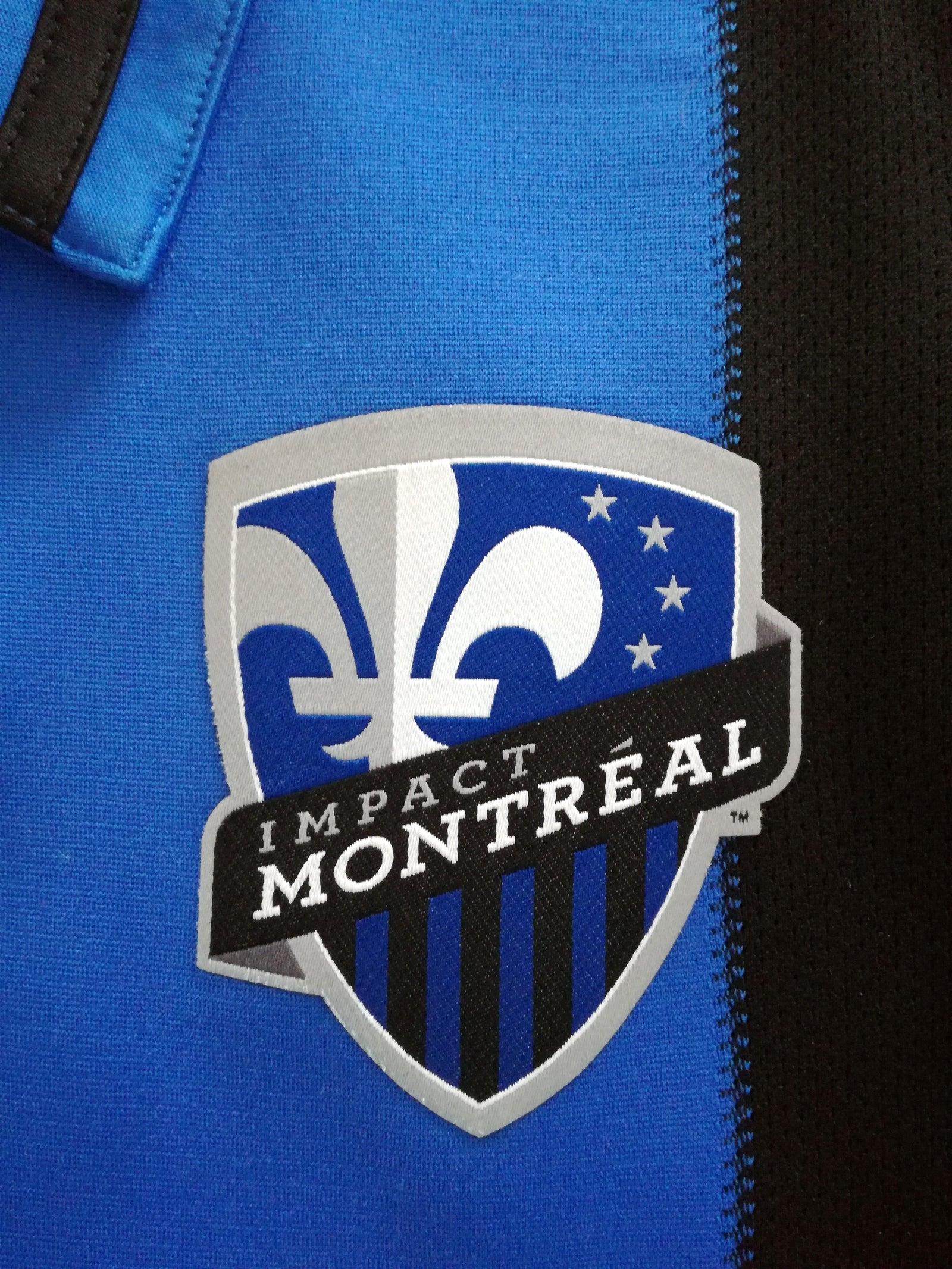 2013 Montreal Impact Home MLS Formotion Football Shirt. (XL)