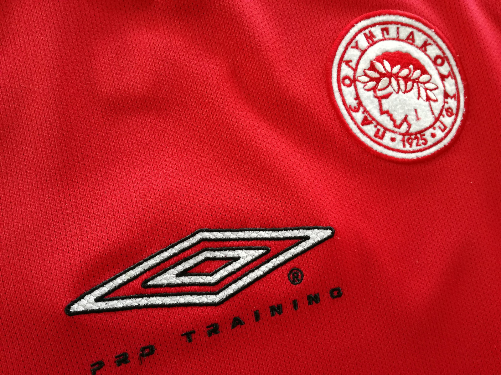 2000/01 Olympiacos Training Shirt (L)