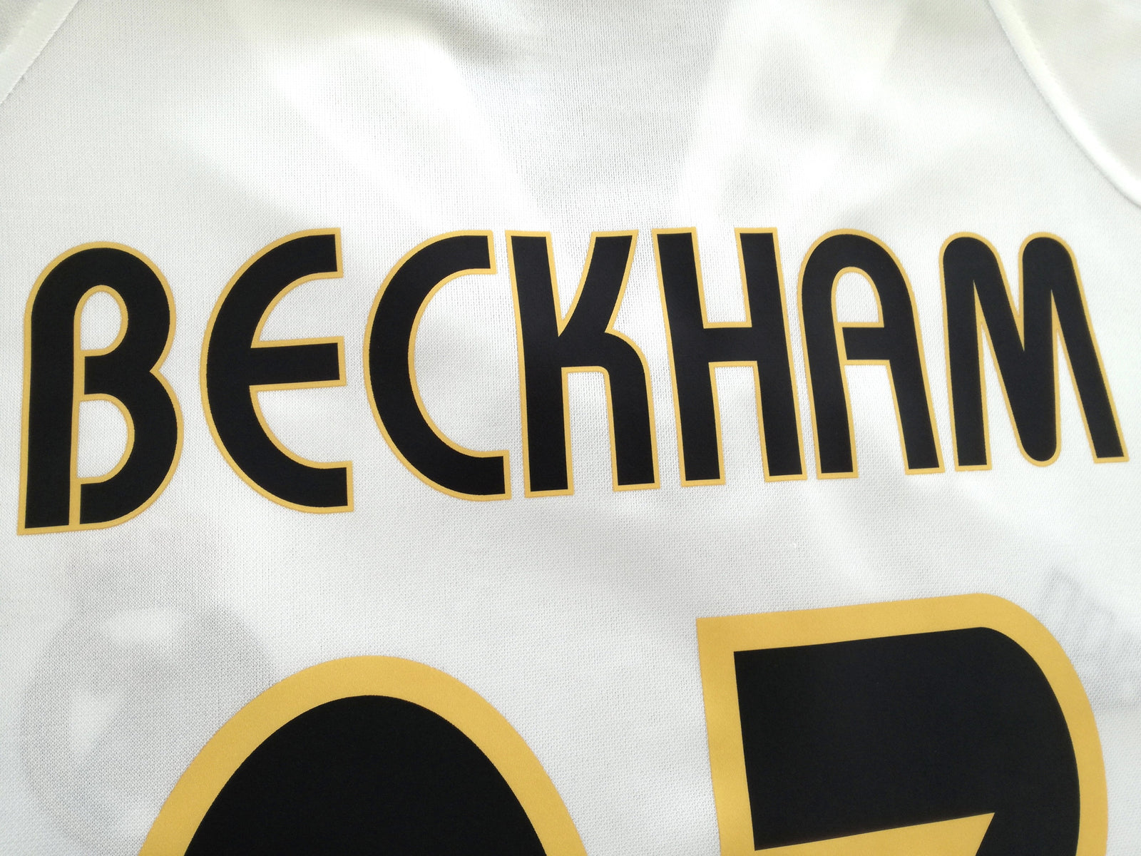 2004/05 Real Madrid Home La Liga Football Shirt Beckham #23 (L)