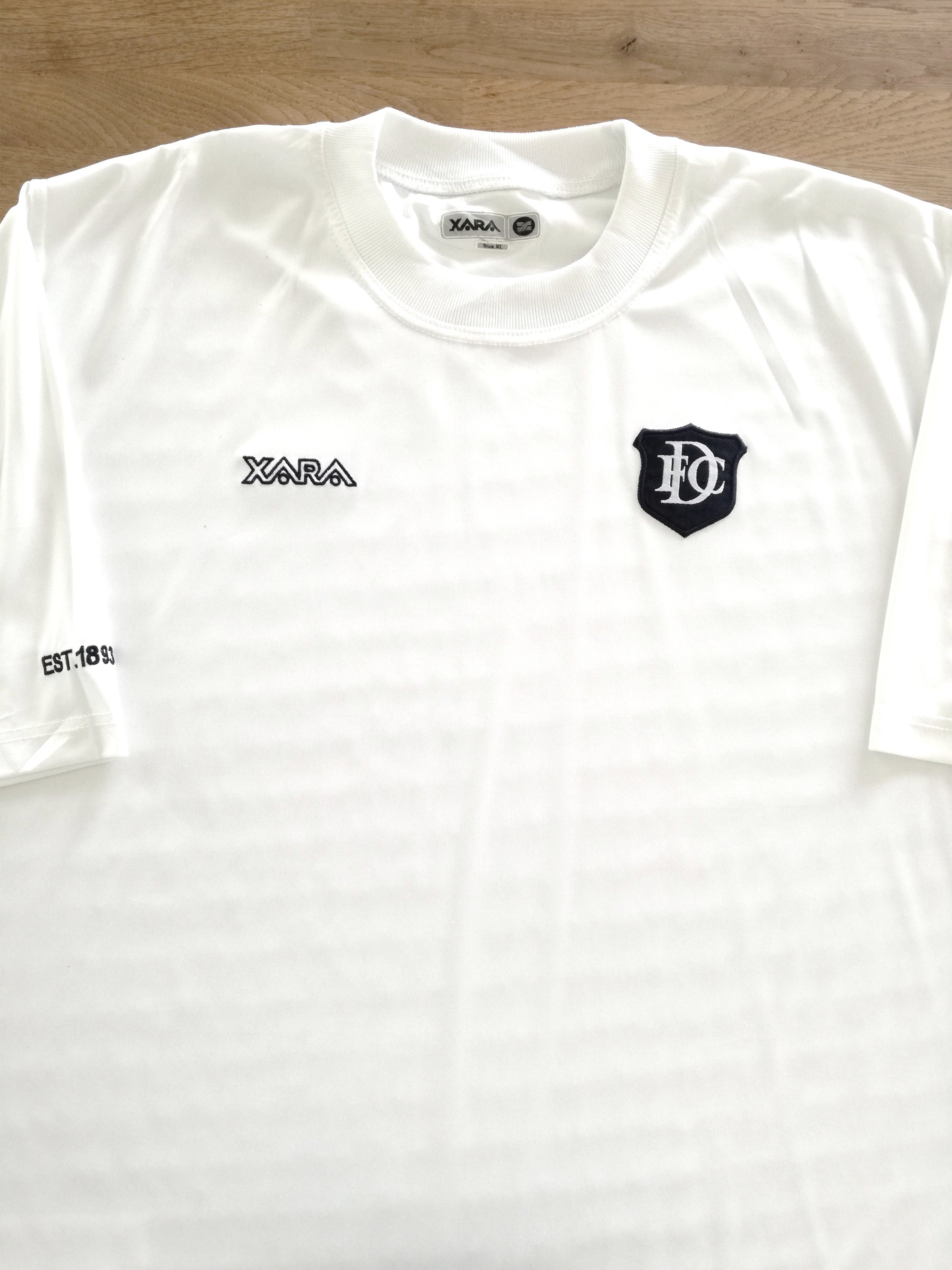2003/04 Dundee Training Shirt