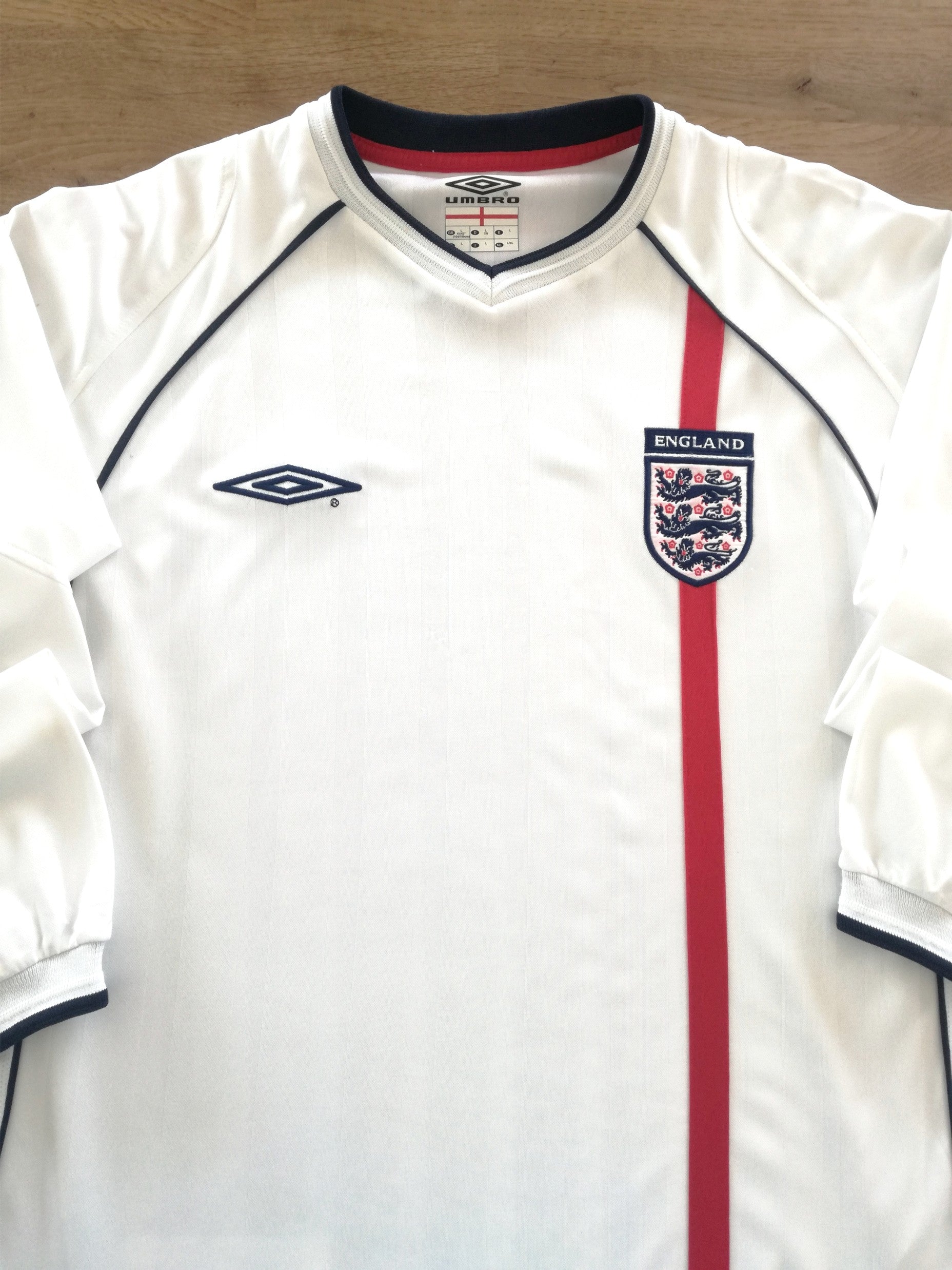 2001/02 England Home Long Sleeve Football Shirt