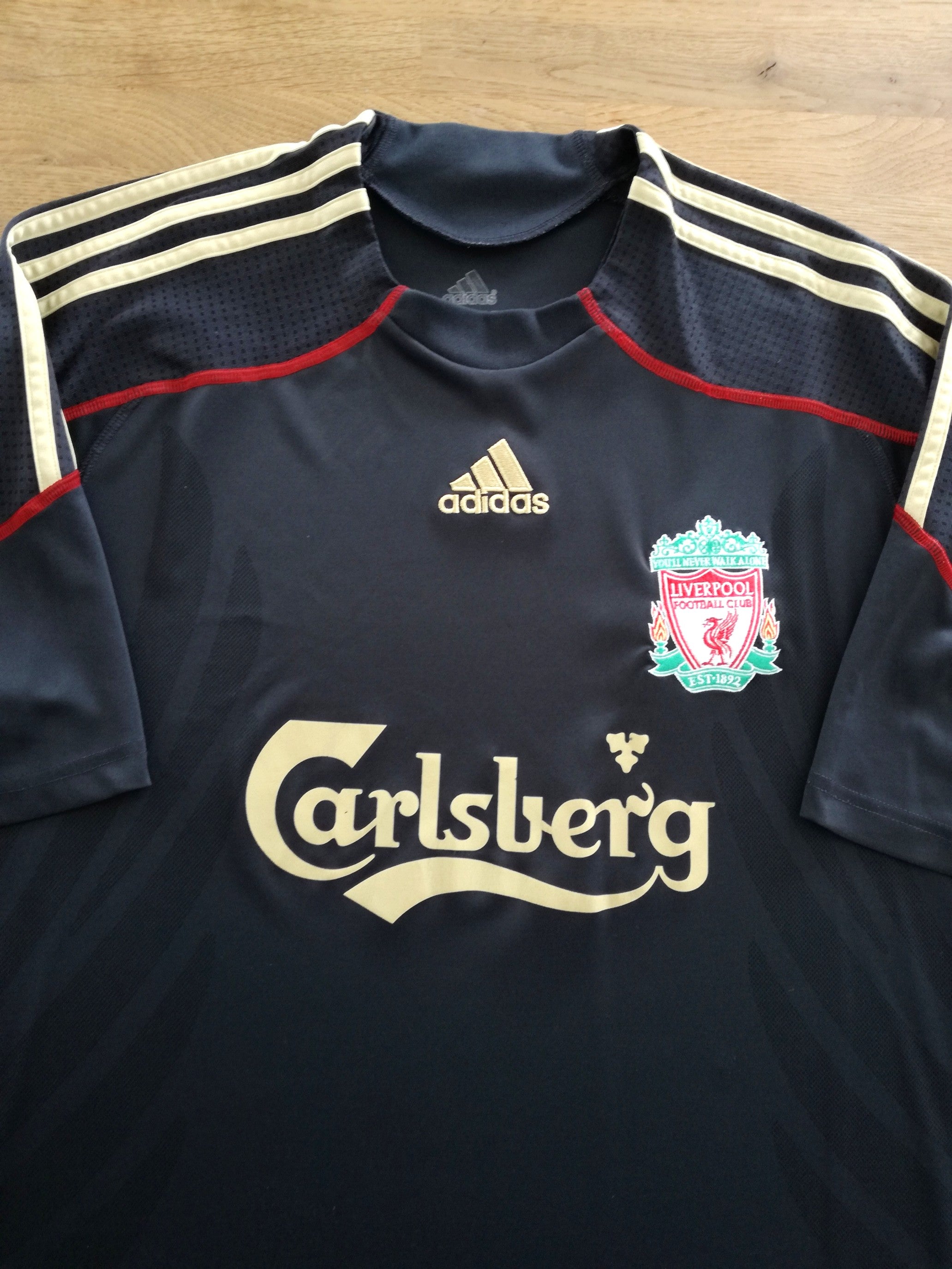 2009/10 Liverpool Away Football Shirt