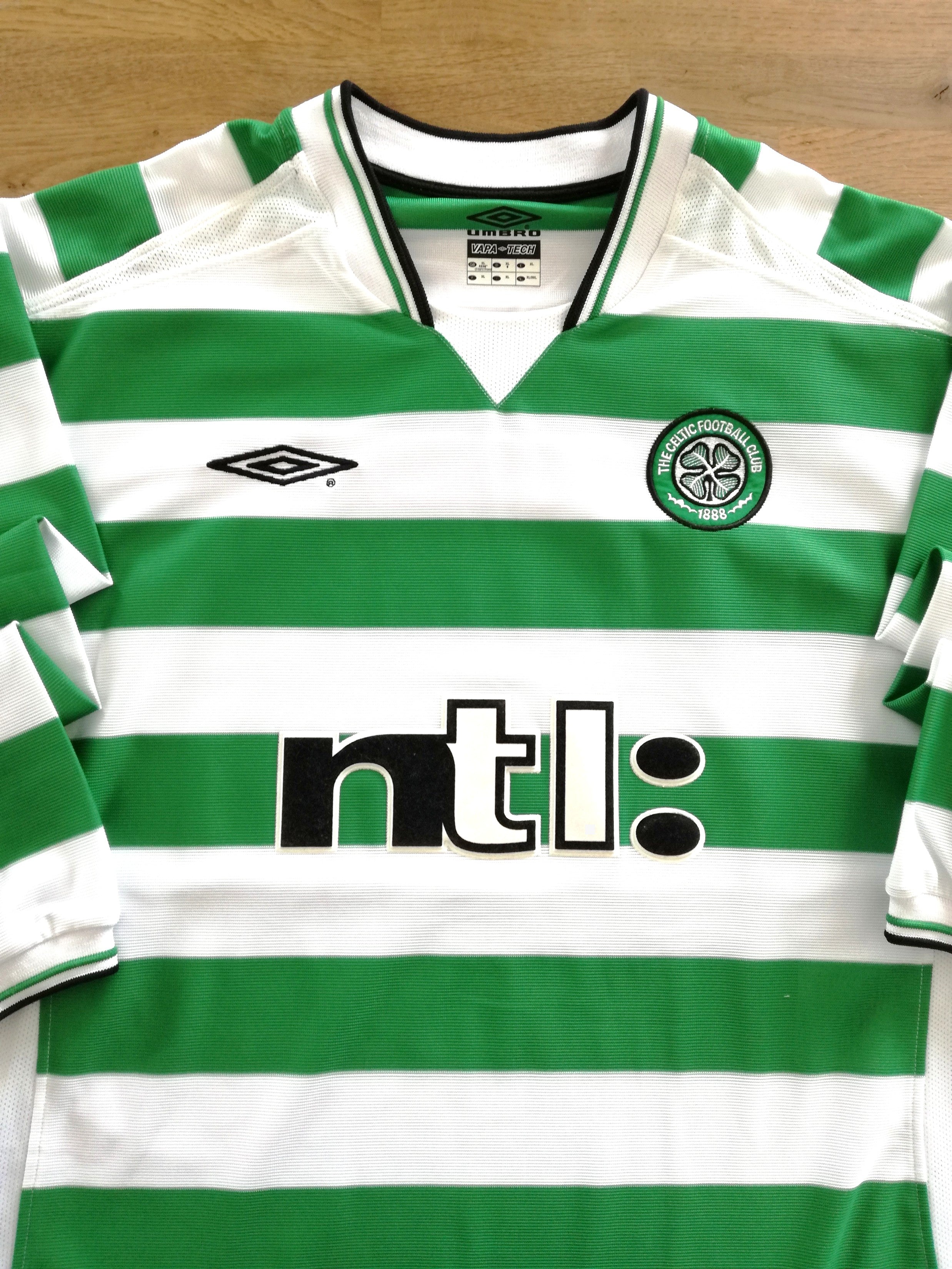 2001/02 Celtic Home Long Sleeve Football Shirt