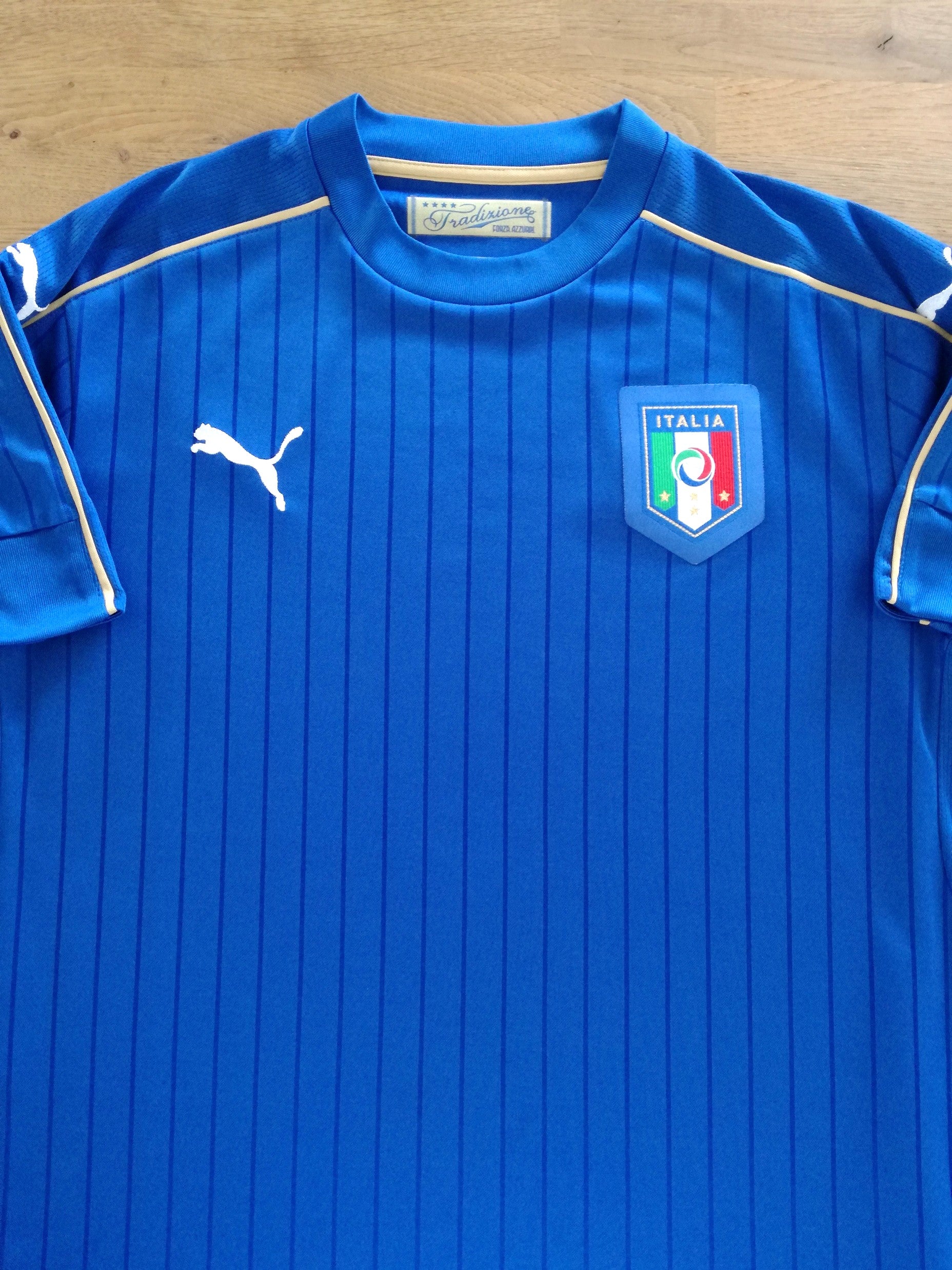 2016/17 Italy Home Football Shirt