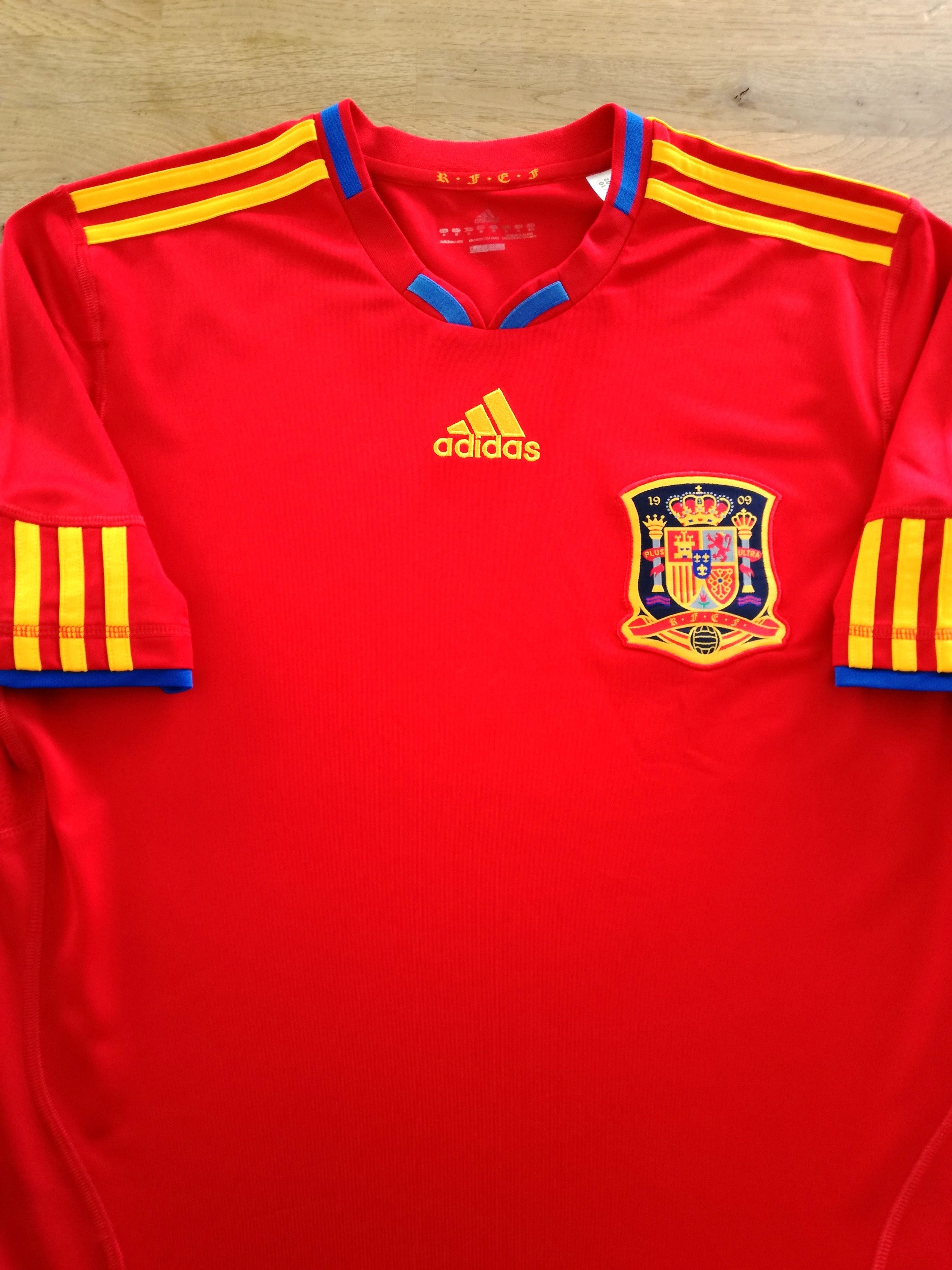 2009/10 Spain Home Football Shirt