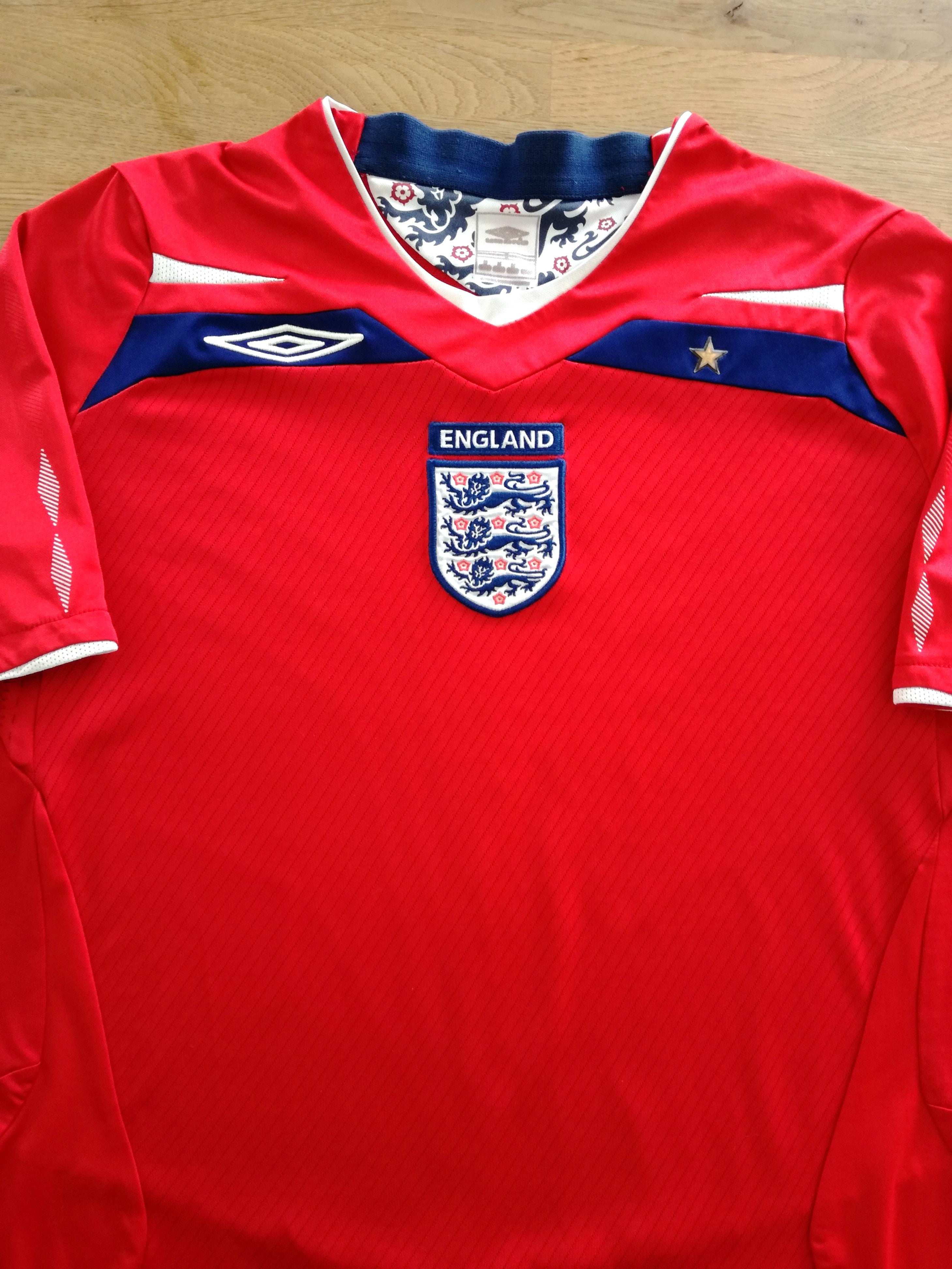 2008/09 England Away Football Shirt
