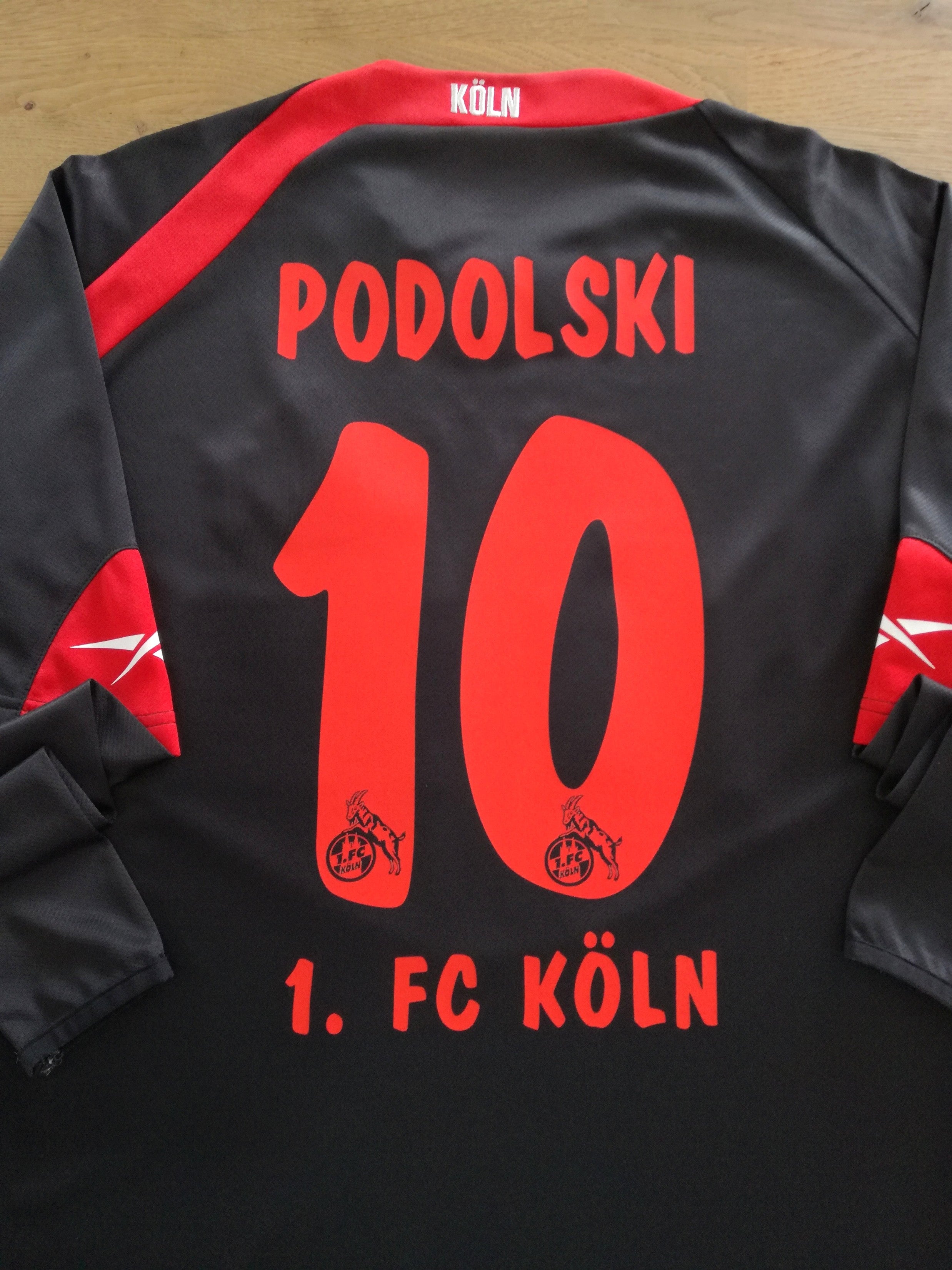 2009/10 1.FC Koln Away Long Sleeve Football Shirt Podolski #10