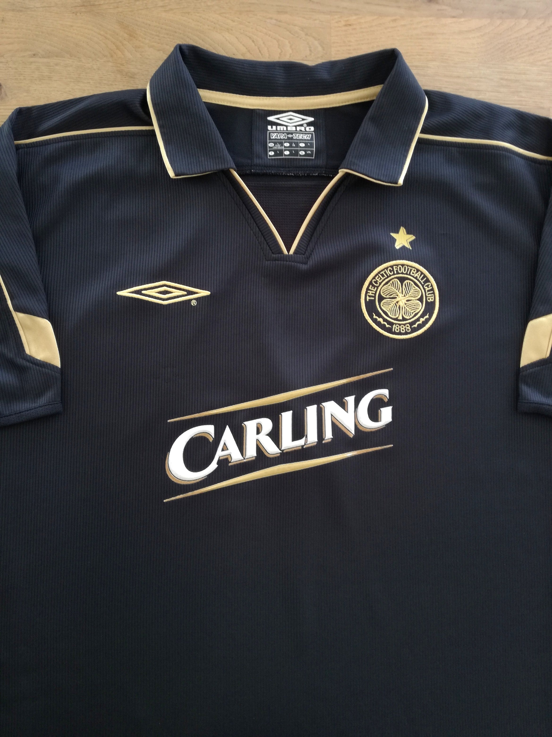 2003/04 Celtic Away Football Shirt