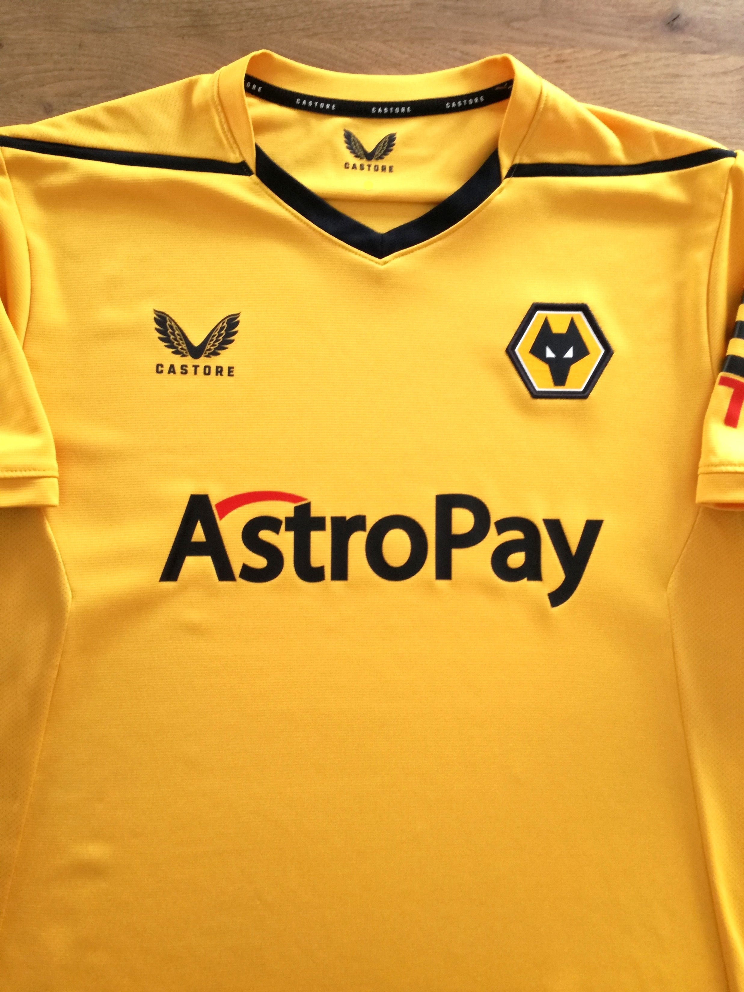2022/23 Wolves Home Football Shirt