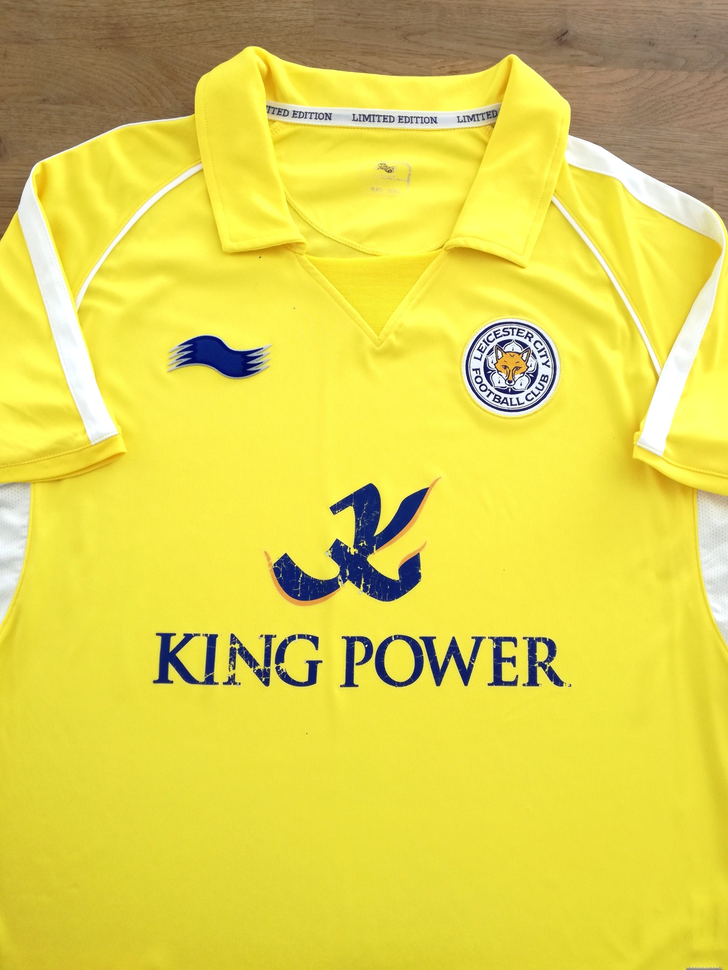 2011/12 Leicester City 3rd Football Shirt