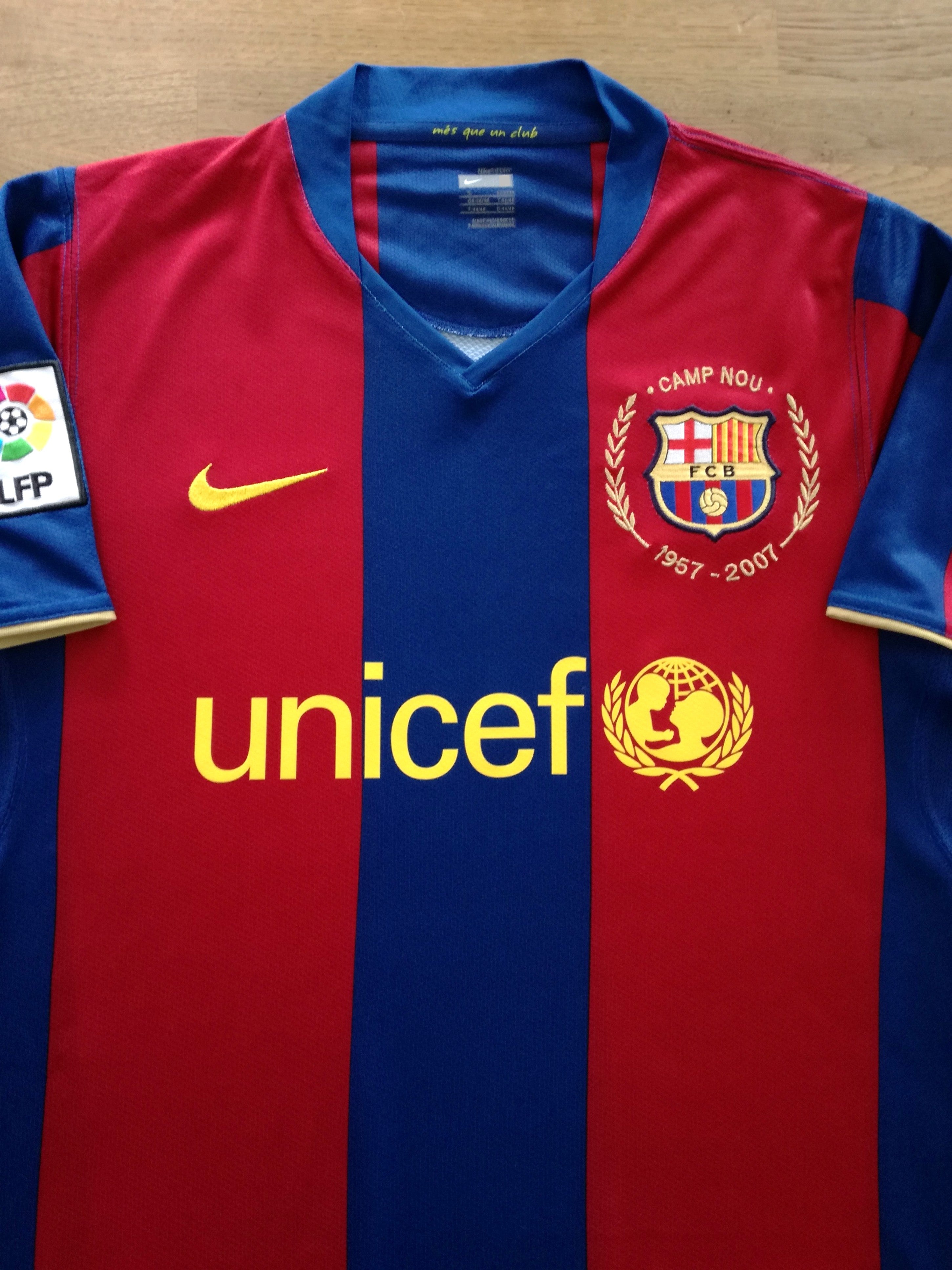 2007/08 Barcelona Home La Liga Football Shirt