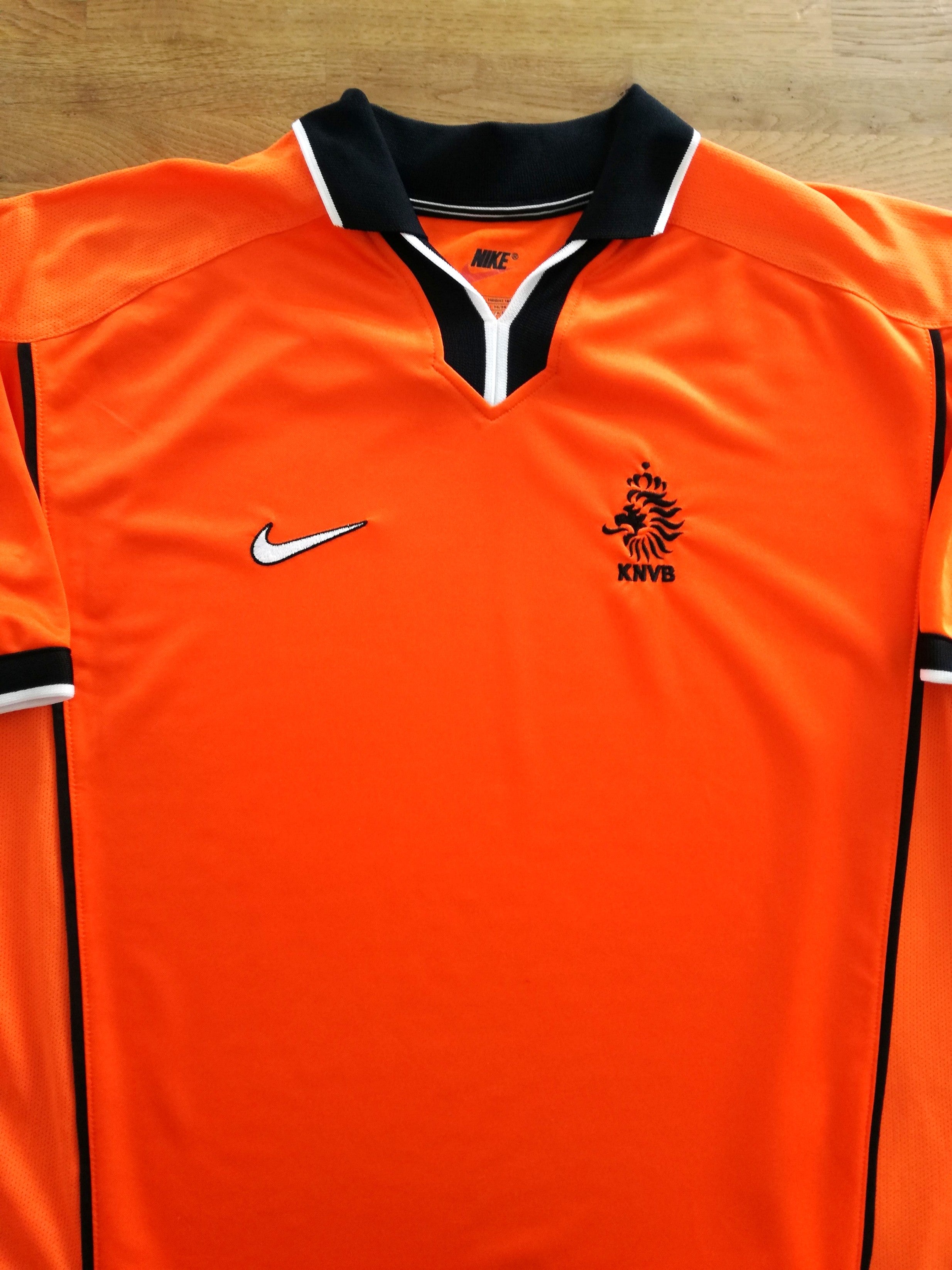 1998/99 Netherlands Home Football Shirt